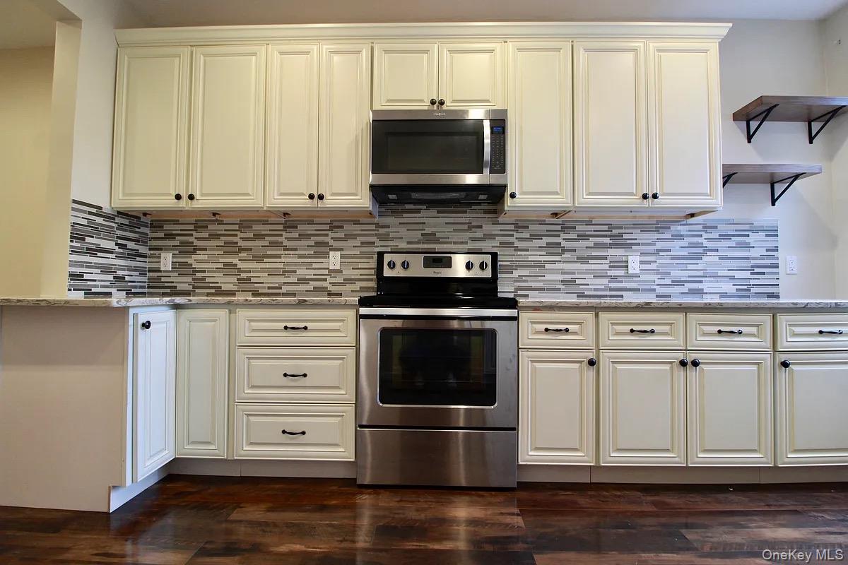 5th image of 168 Russell St, New York, NY 11222 | MLS# 1028547