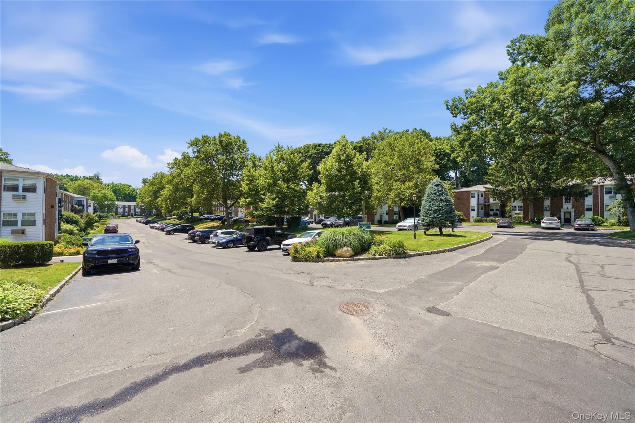 2nd image of 130 Church St, Smithtown, NY 11754