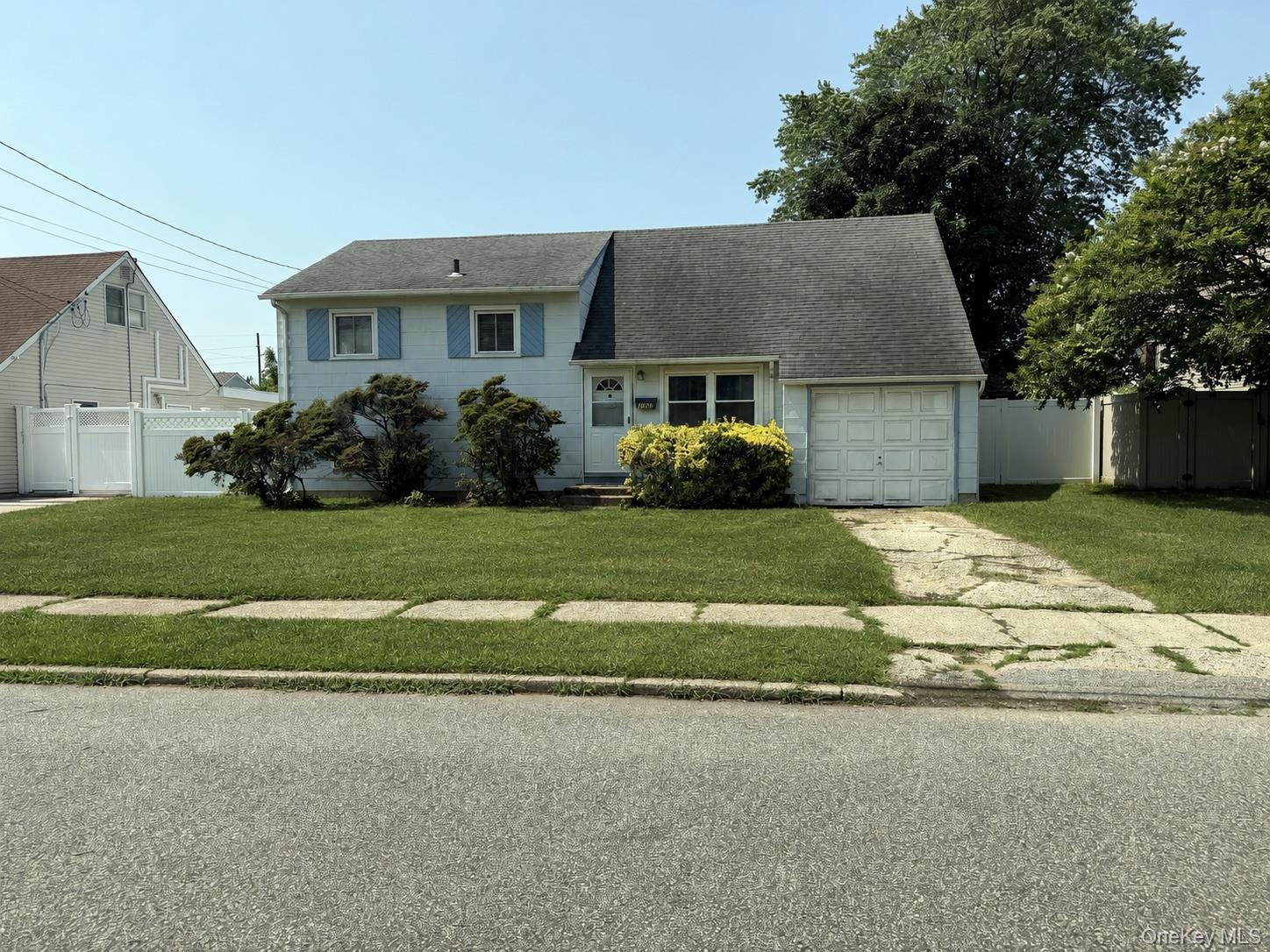 1st image of 1020 N Niagara Ave, Babylon, NY 11757 | MLS# 1028576