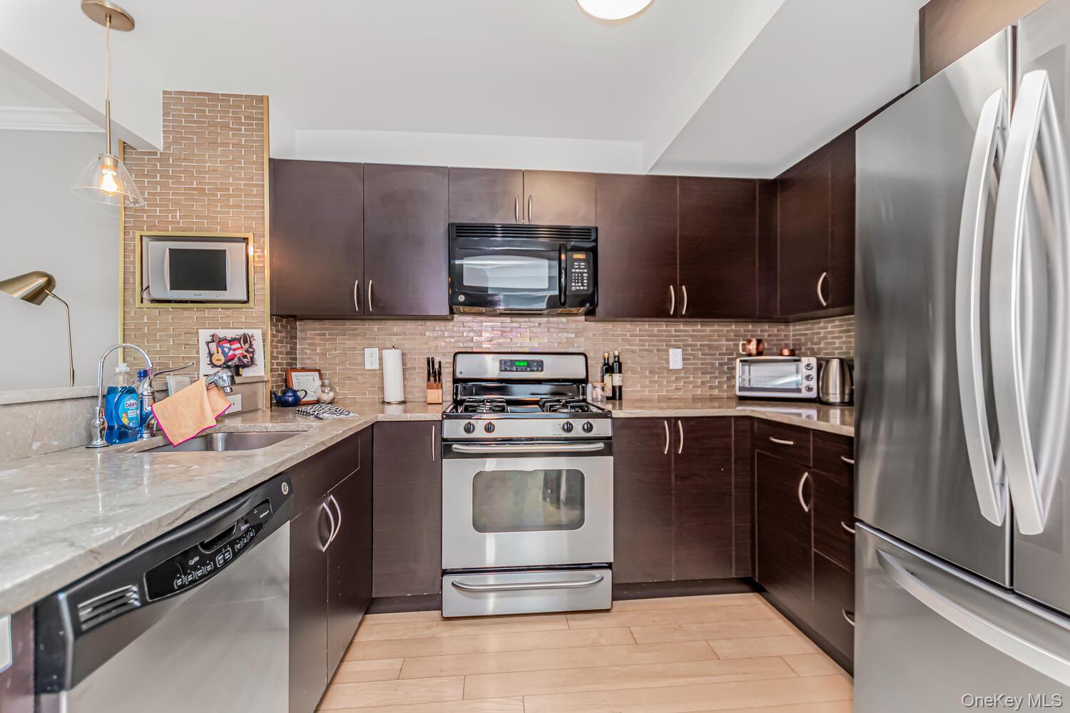 4th image of 1490 Outlook Ave #1D, Bronx, NY 10465 | MLS# 1028607