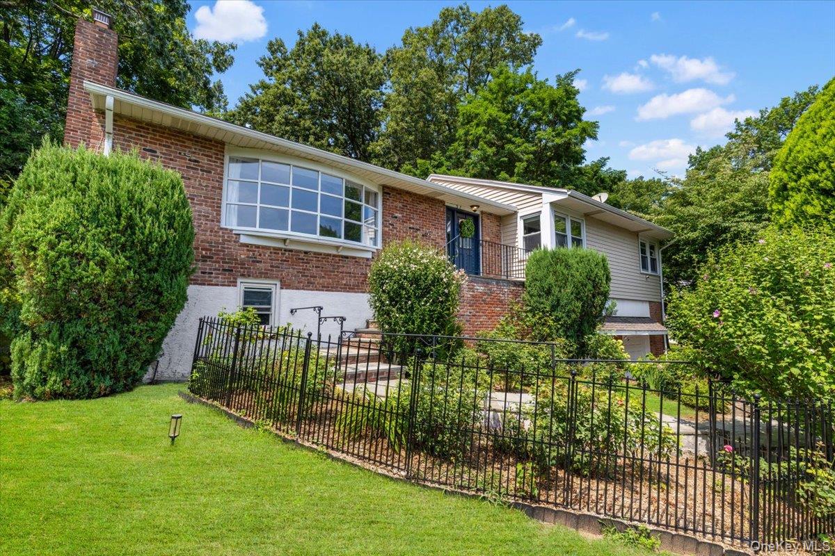 1st image of 31 Claudet Wy, Eastchester, NY 10709 | MLS# 1028629