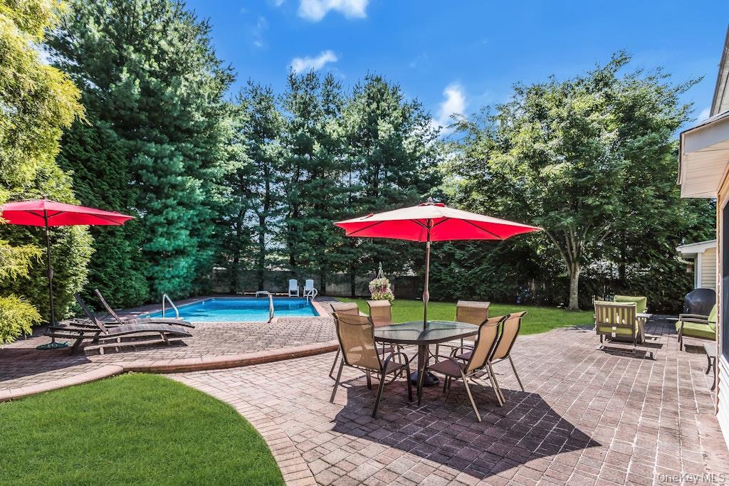 26th image of 3 Windsor Pl, Huntington, NY 11747 | MLS# 1028636