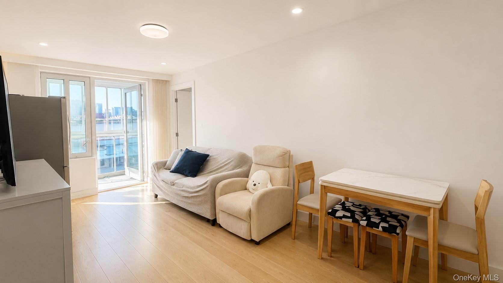 3rd image of 13119 Fowler Ave, New York, NY 11355