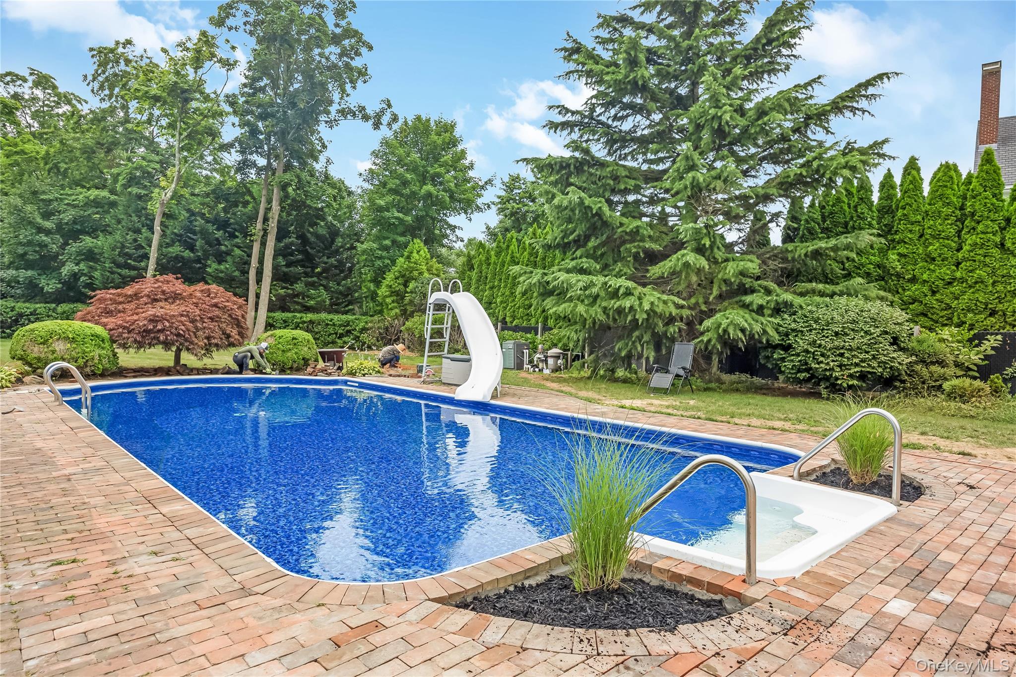 29th image of 348 Middle Rd, Islip, NY 11705 | MLS# 1028655