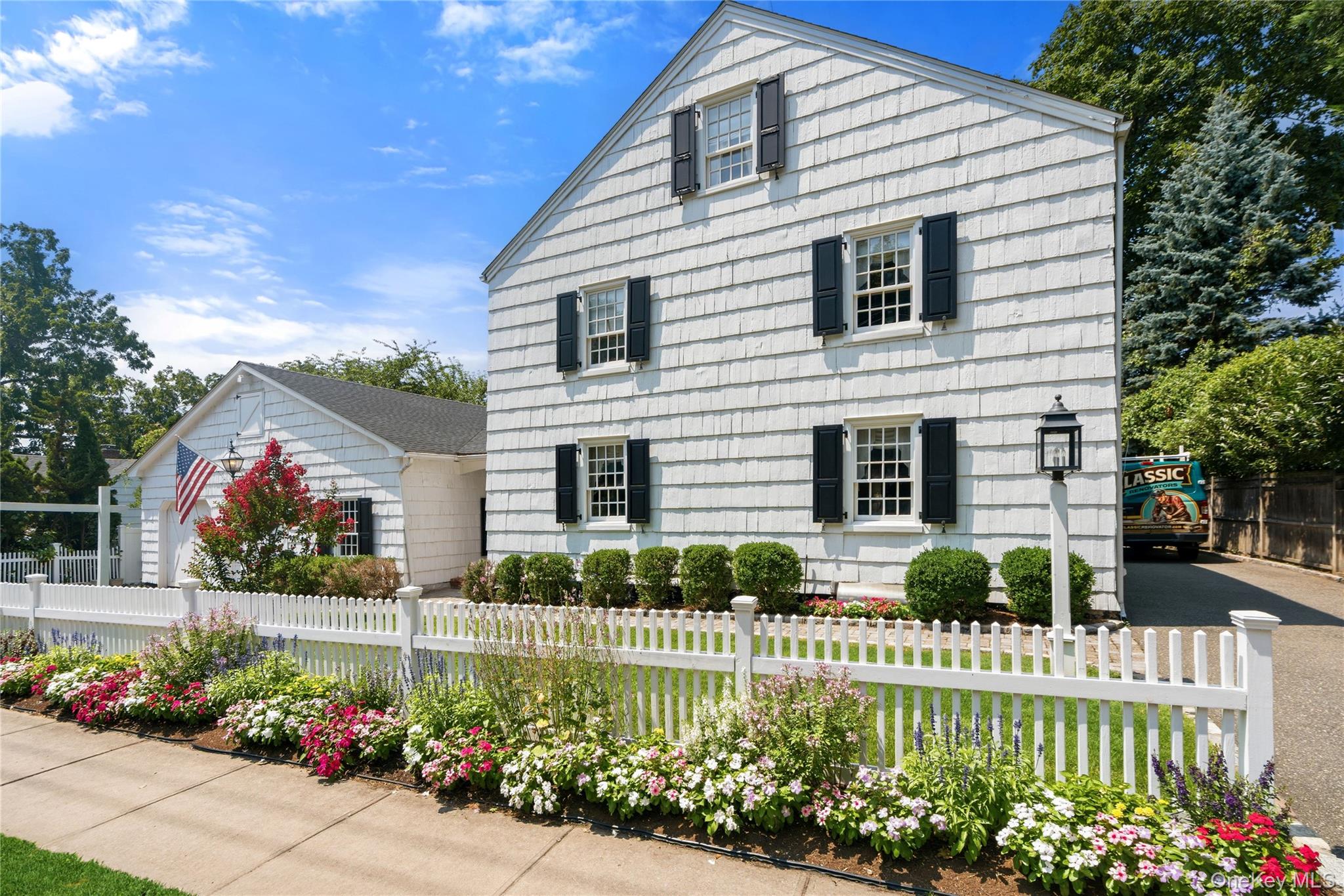 2nd image of 211 Berry Hill Rd, Oyster Bay, NY 11791 | MLS# 1028701