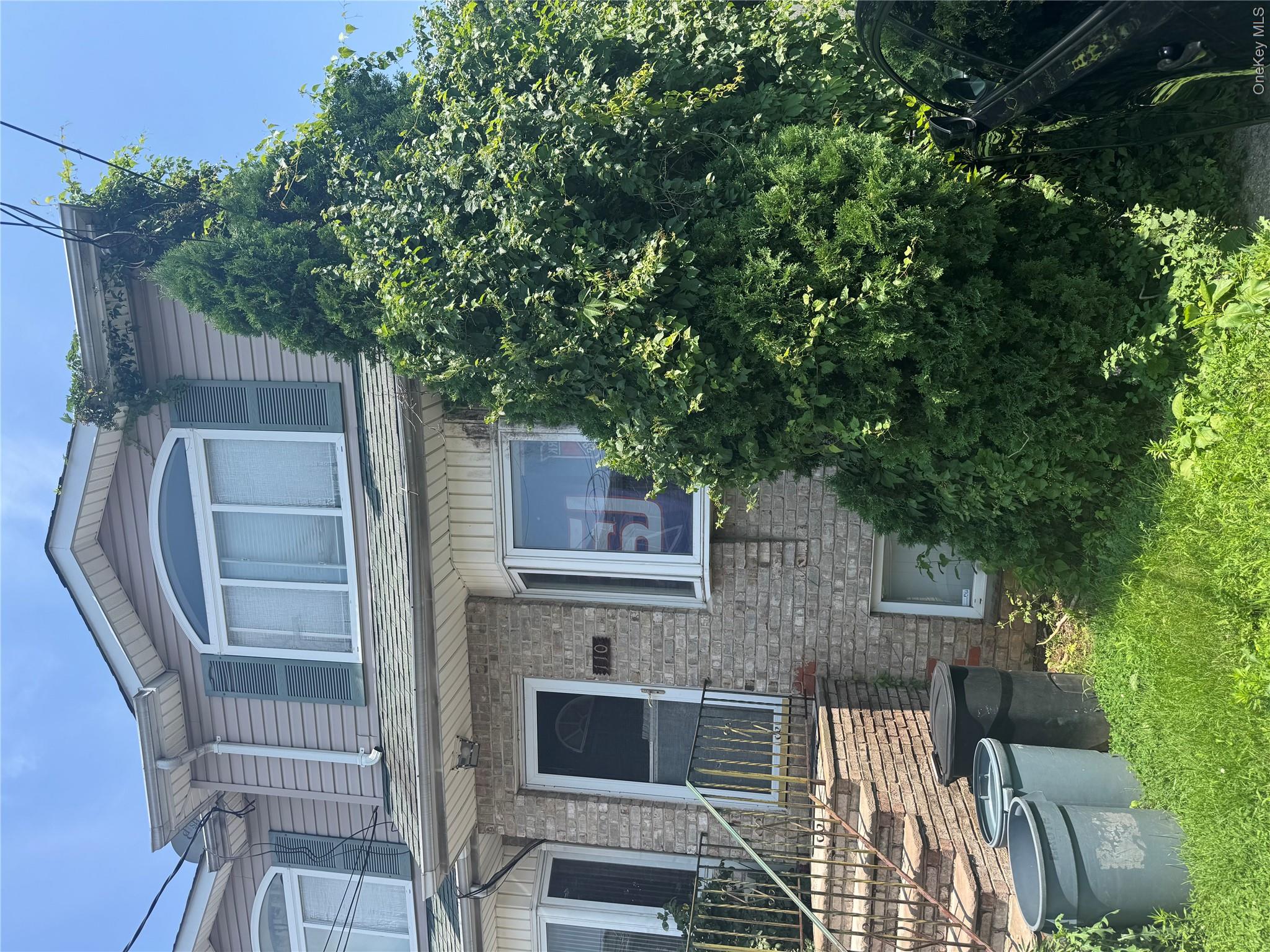 2nd image of 110 Lyceum Ct, New York, NY 10310 | MLS# 1028768