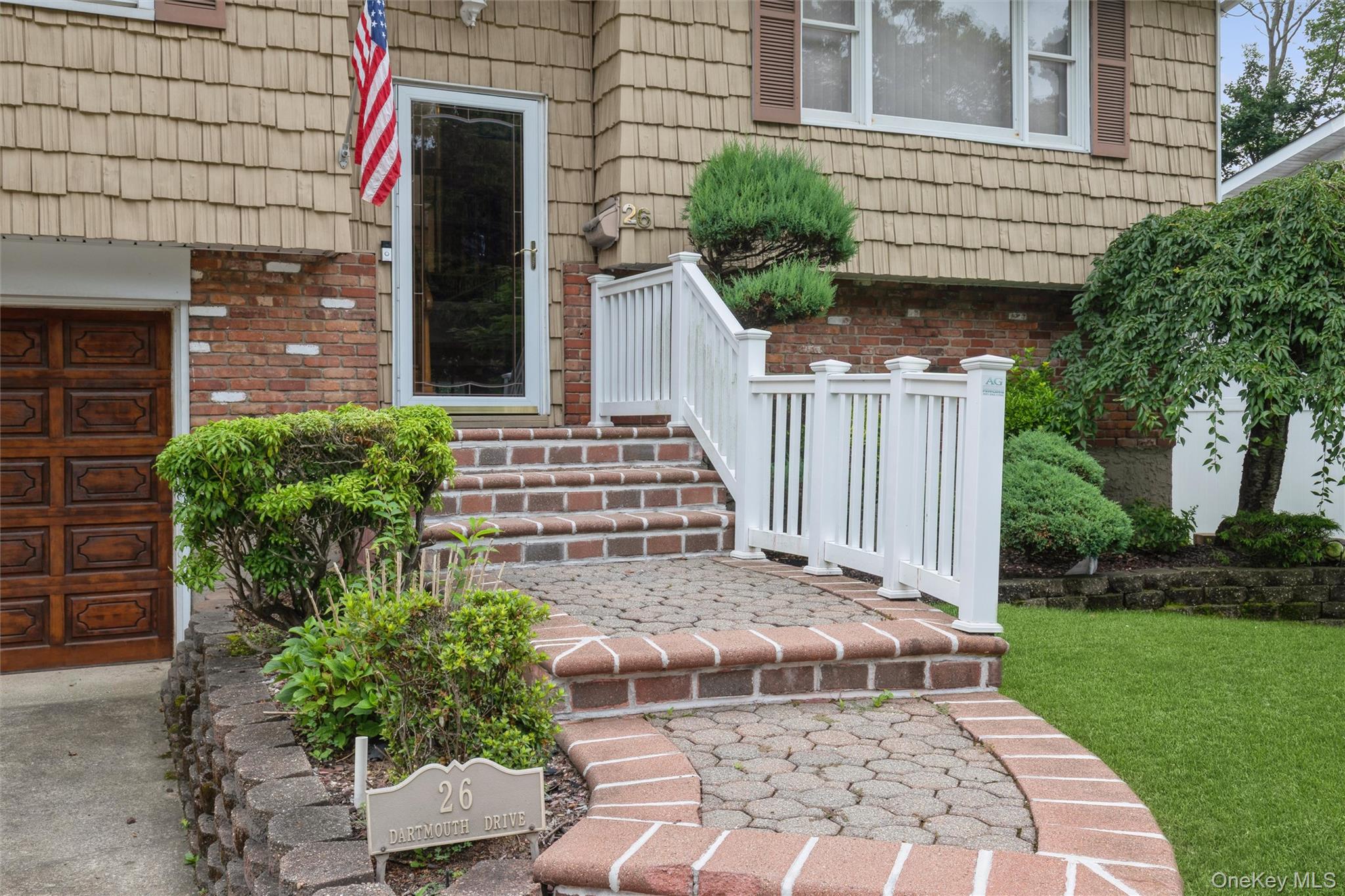 2nd image of 26 Dartmouth Dr, Babylon, NY 11729 | MLS# 1028826