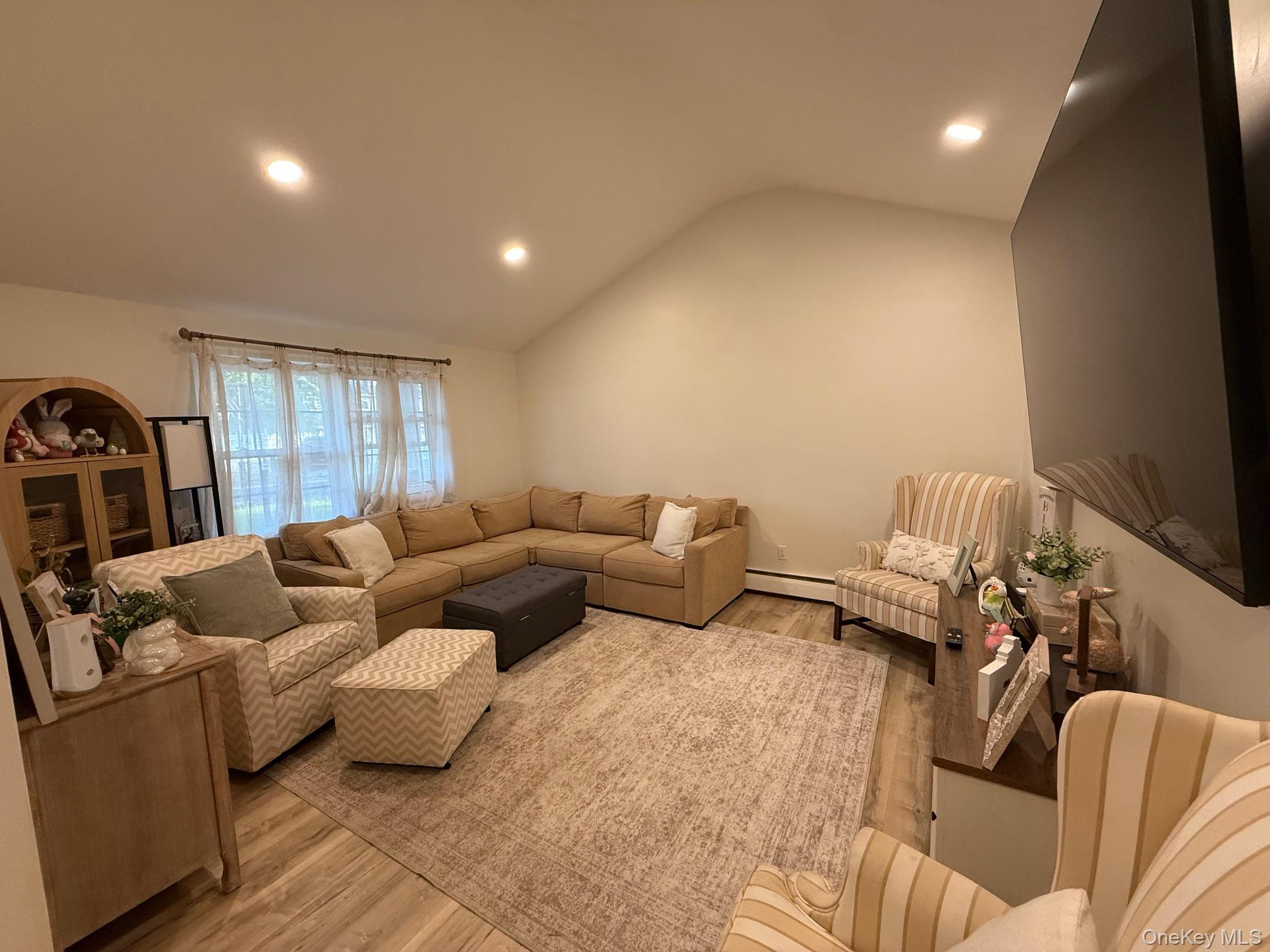 4th image of 65 Biscayne Dr, Brookhaven, NY 11784 | MLS# 1028828