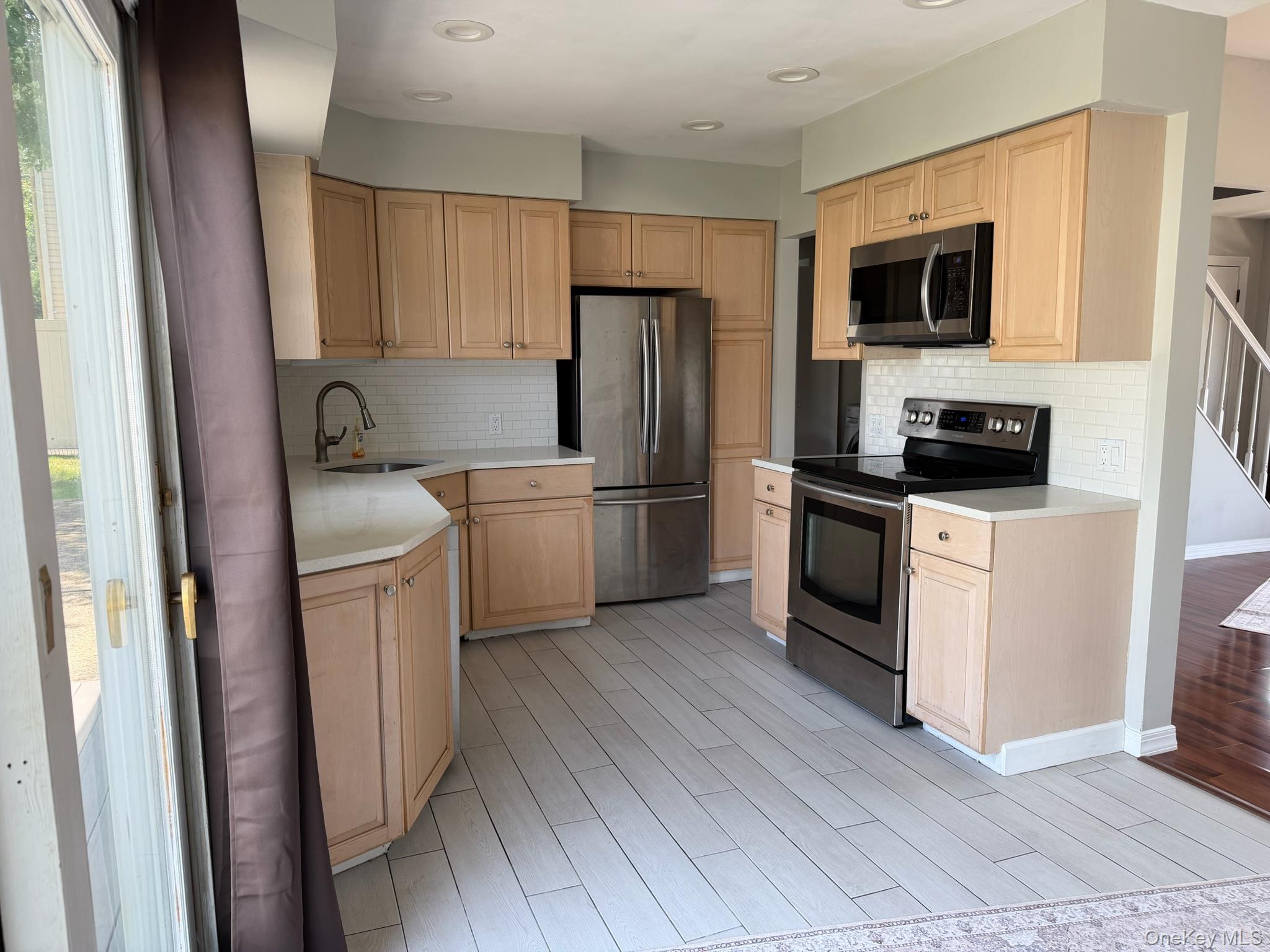 2nd image of 316 Fern Pl, Oyster Bay, NY 11714 | MLS# 1028844