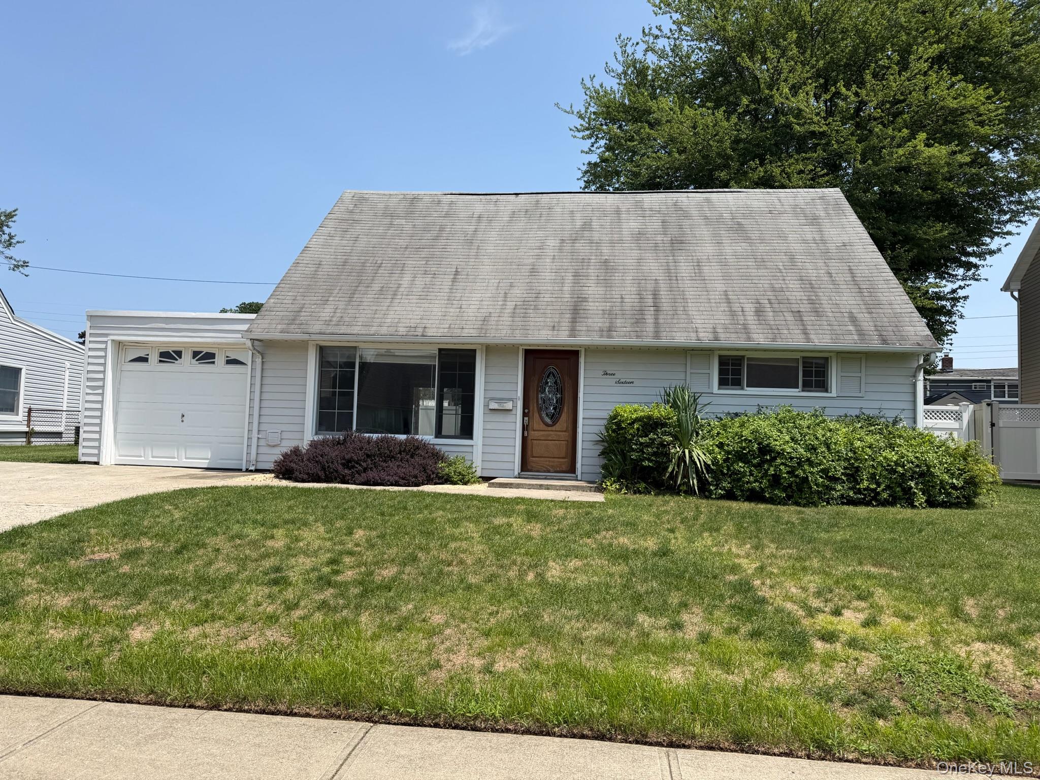 1st image of 316 Fern Pl, Oyster Bay, NY 11714 | MLS# 1028844