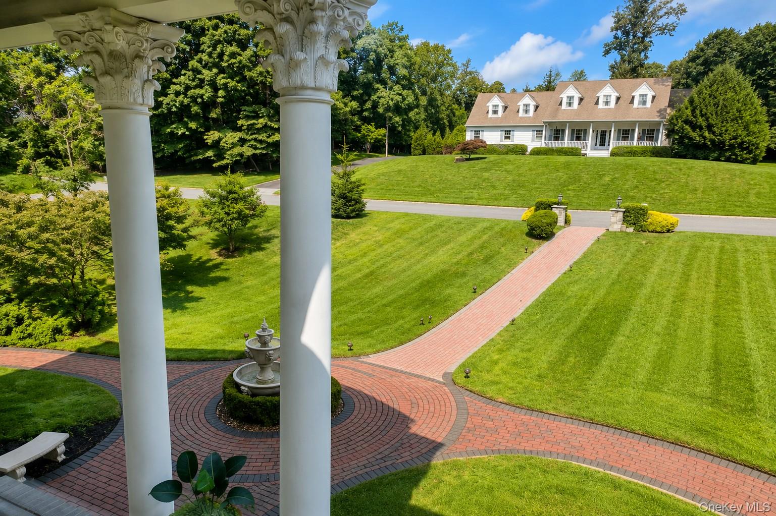 3rd image of 3 Dover Ct, Riverhead, NY 11792 | MLS# 1028845