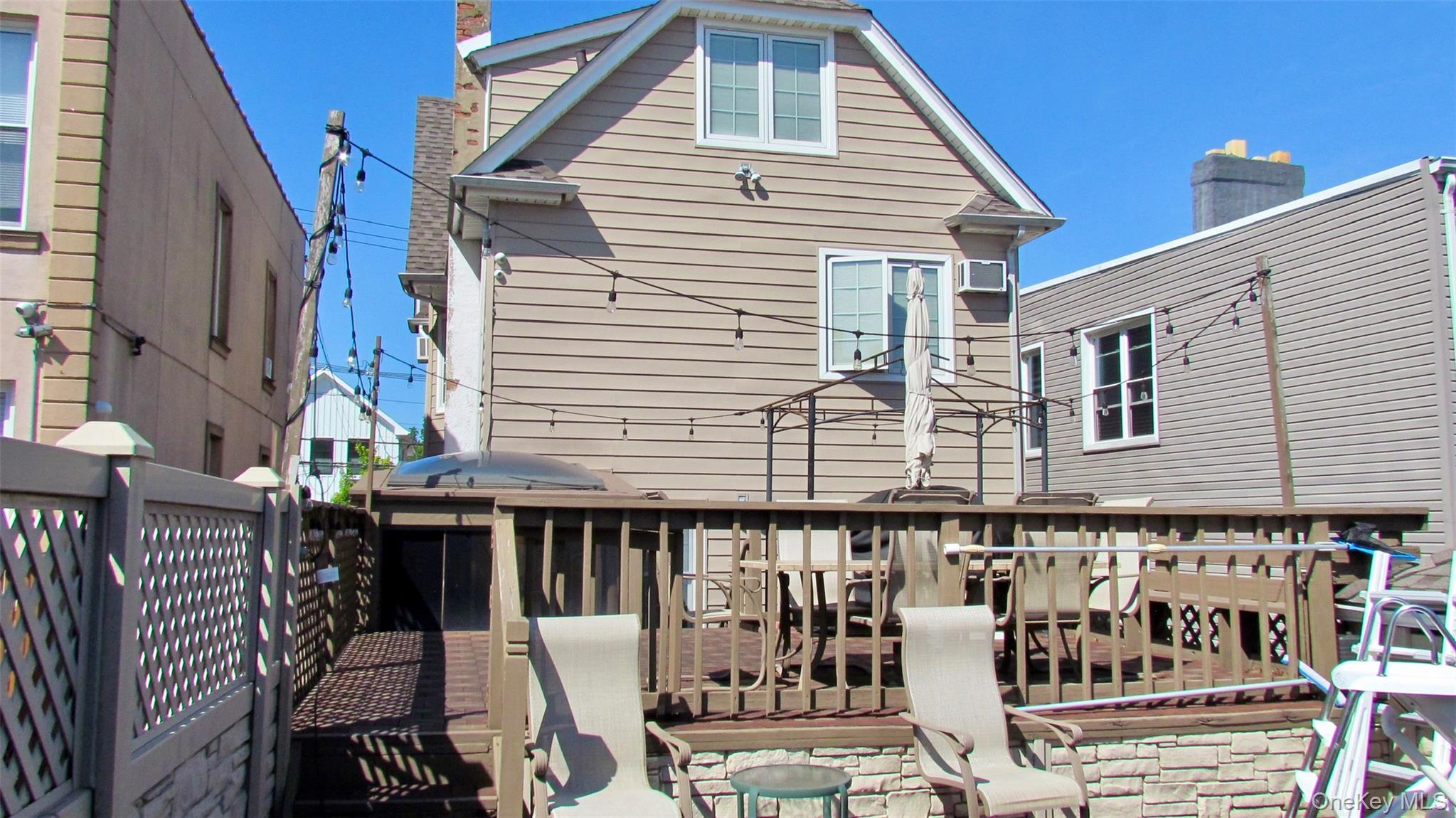37th image of 66 71 74th St, New York, NY 11379 | MLS# 1028847