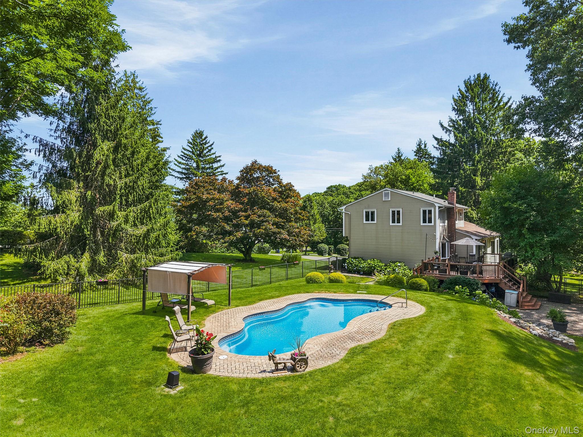 3rd image of 3 Pheasant Pl, Carmel, NY 10512 | MLS# 1028864