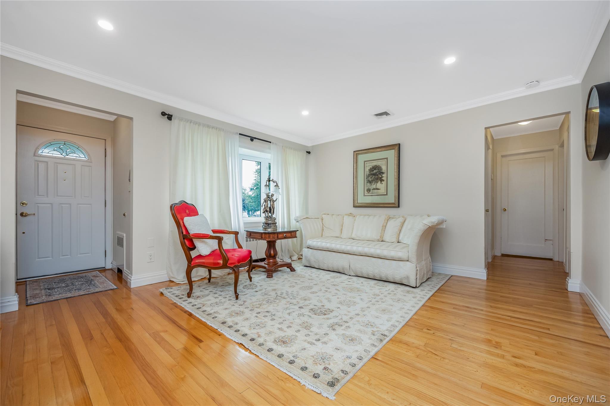 4th image of 65 Colonial Dr, Oyster Bay, NY 11735 | MLS# 1028867
