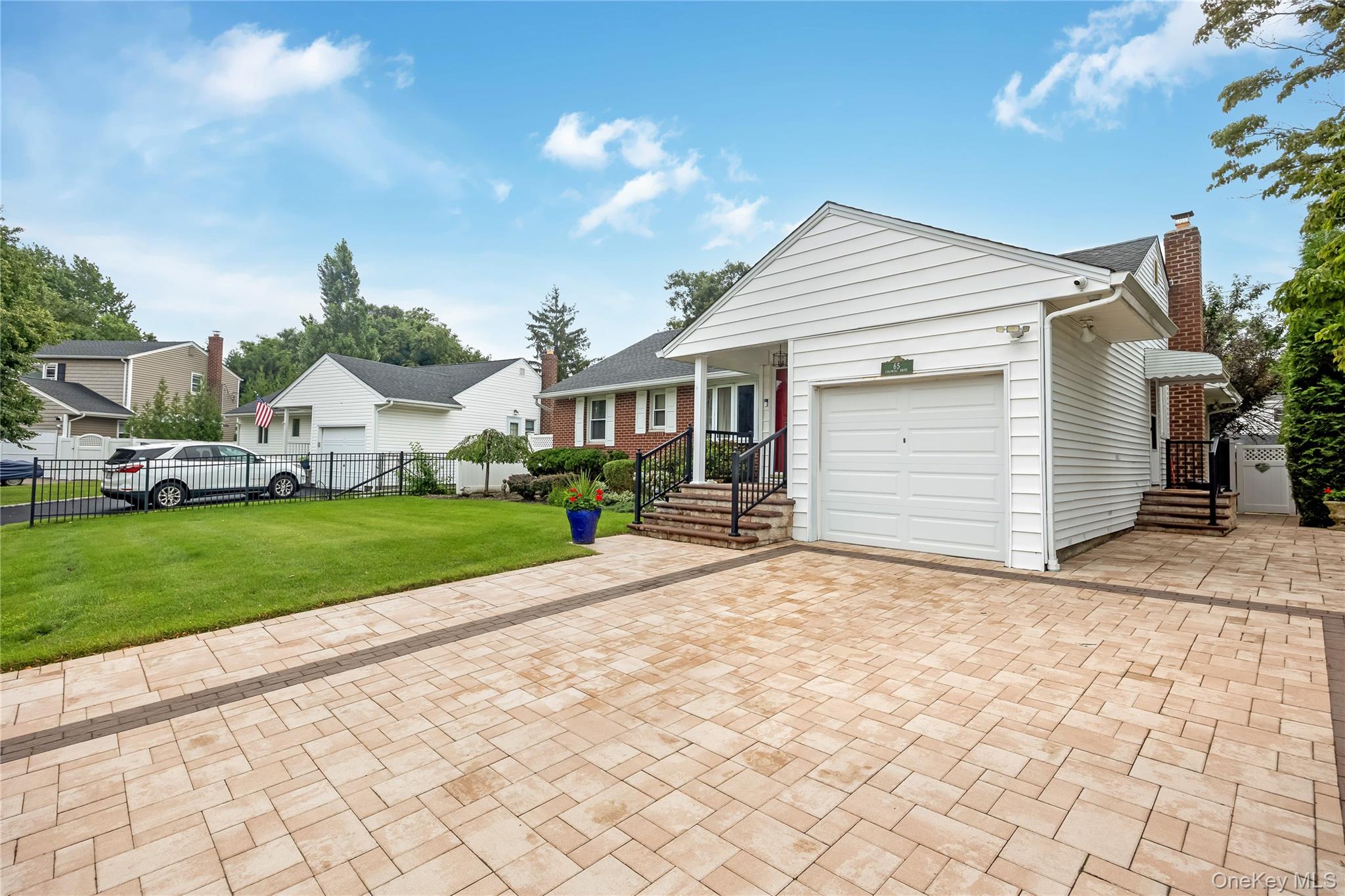 3rd image of 65 Colonial Dr, Oyster Bay, NY 11735 | MLS# 1028867