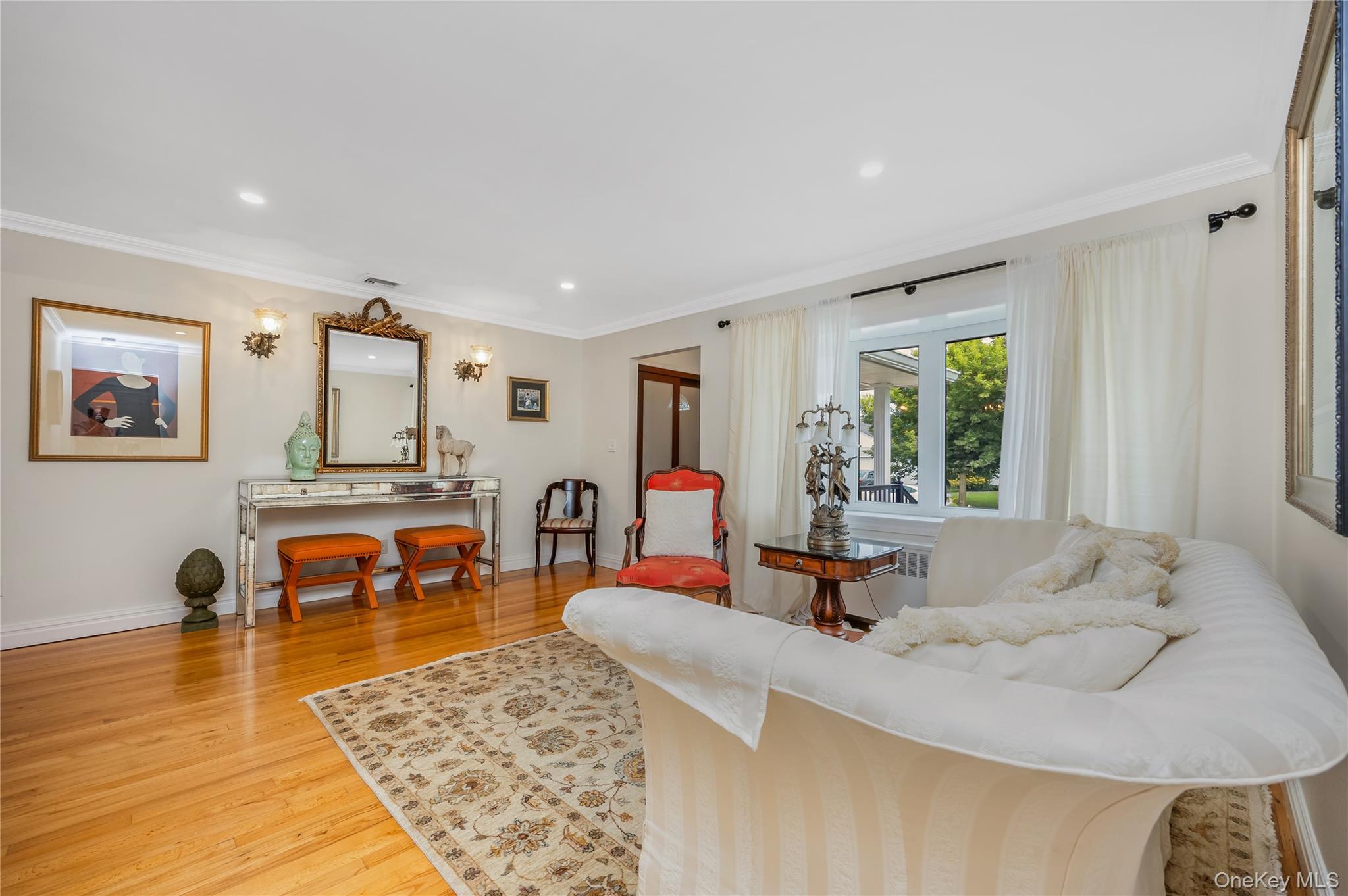 5th image of 65 Colonial Dr, Oyster Bay, NY 11735 | MLS# 1028867
