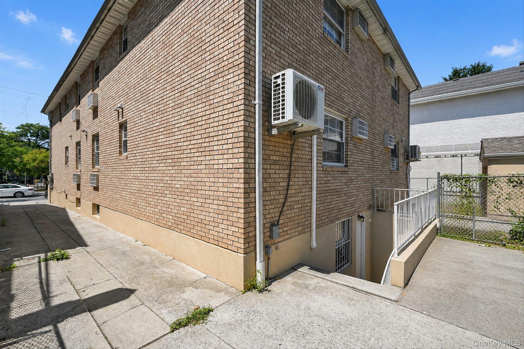 22nd image of 20 13 124th St, College Point, NY 11356 | MLS# 1028875