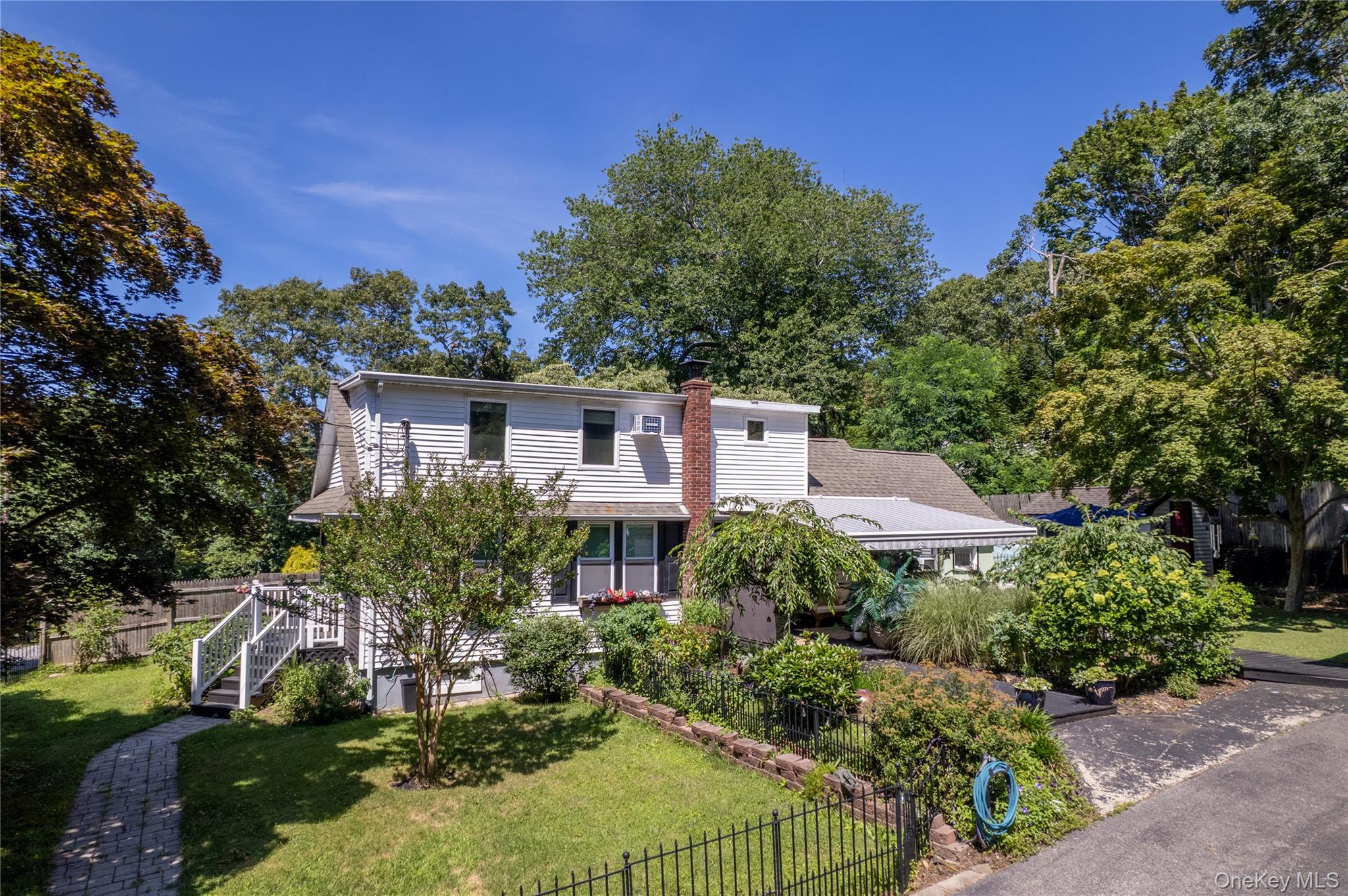 4th image of 88 Cherry Rd, Brookhaven, NY 11778 | MLS# 1028893