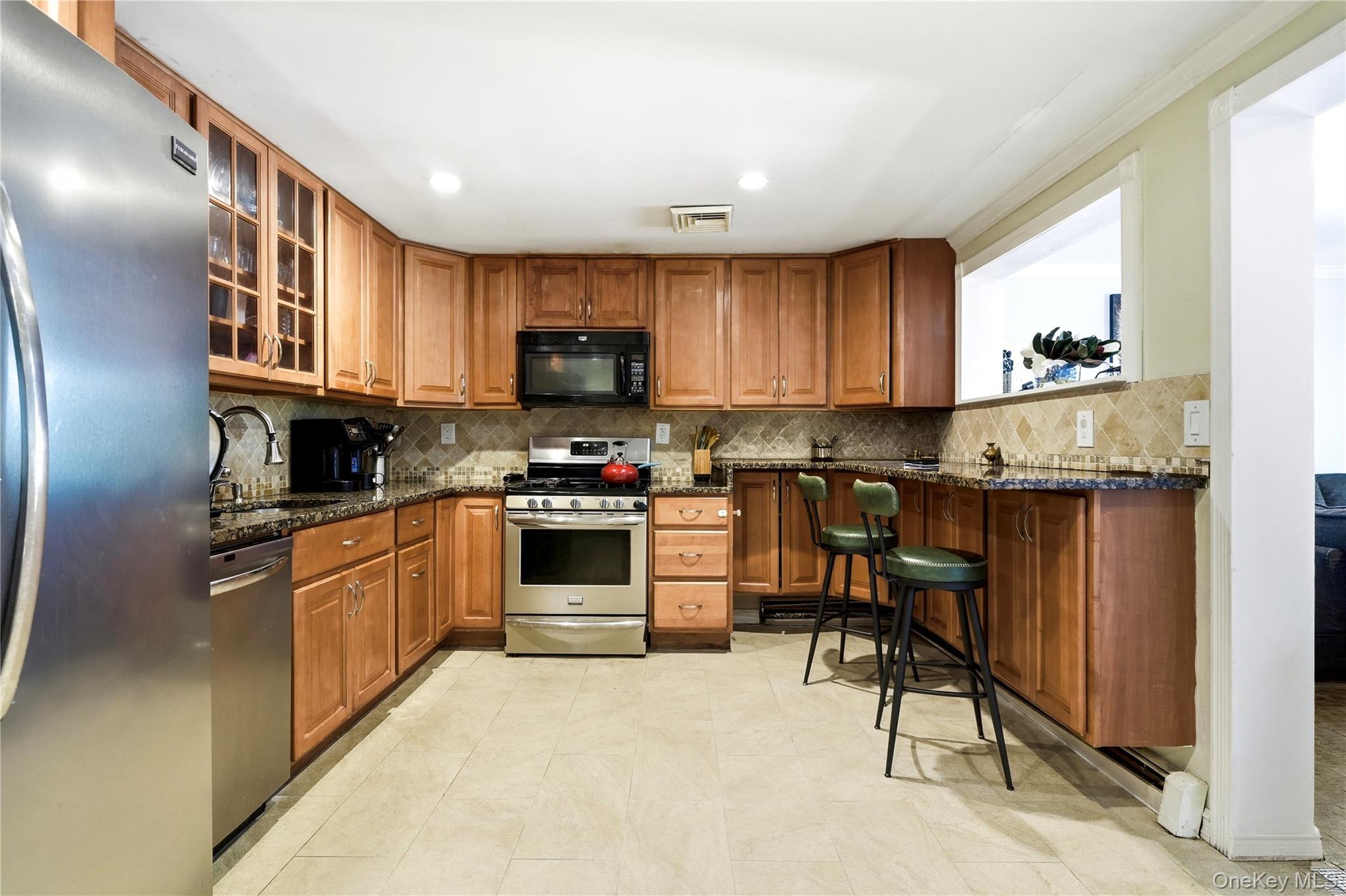 3rd image of 50 E Pine St, Long Beach, NY 11561 | MLS# 1028905