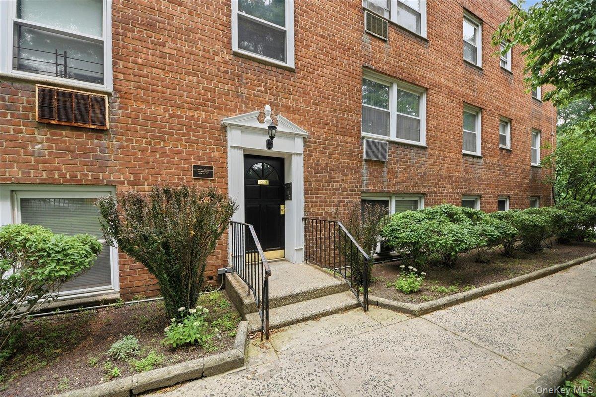 2nd image of 6291 Broadway #A6, New York, NY 10471 | MLS# 1028916