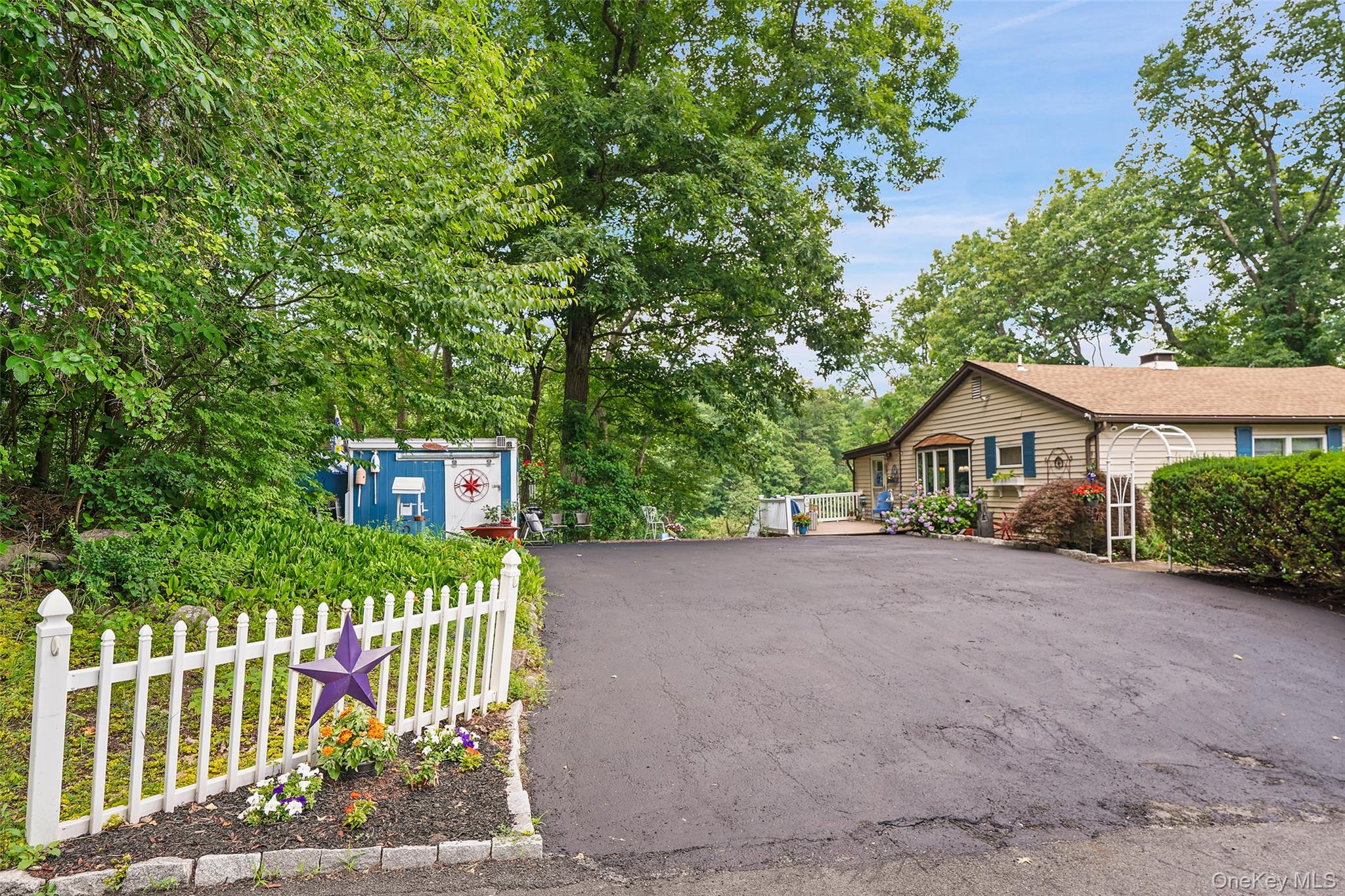 3rd image of 18 Sylvan Rd, Putnam Valley, NY 10537 | MLS# 1028933