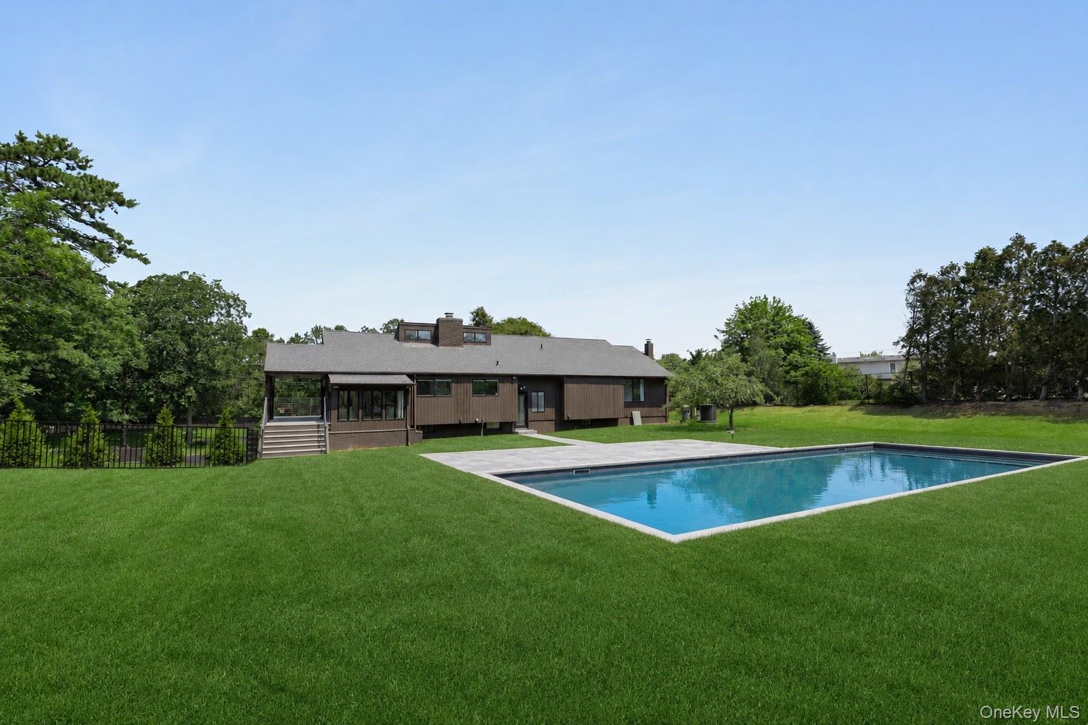 2nd image of 138 Longview Rd, Southampton, NY 11968 | MLS# 1028965