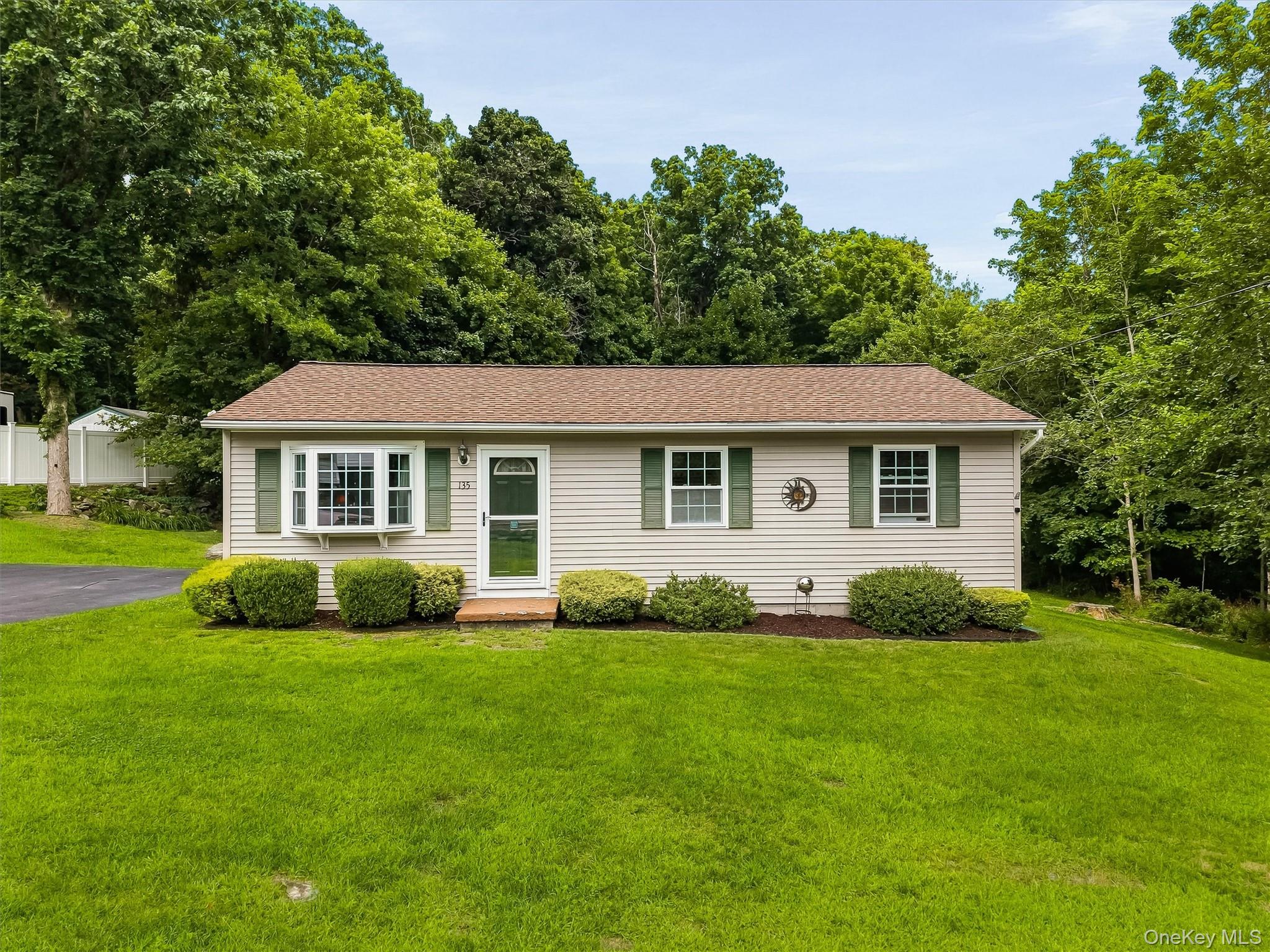 4th image of 135 Weyants Ln, Newburgh (town), NY 12550 | MLS# 1028975