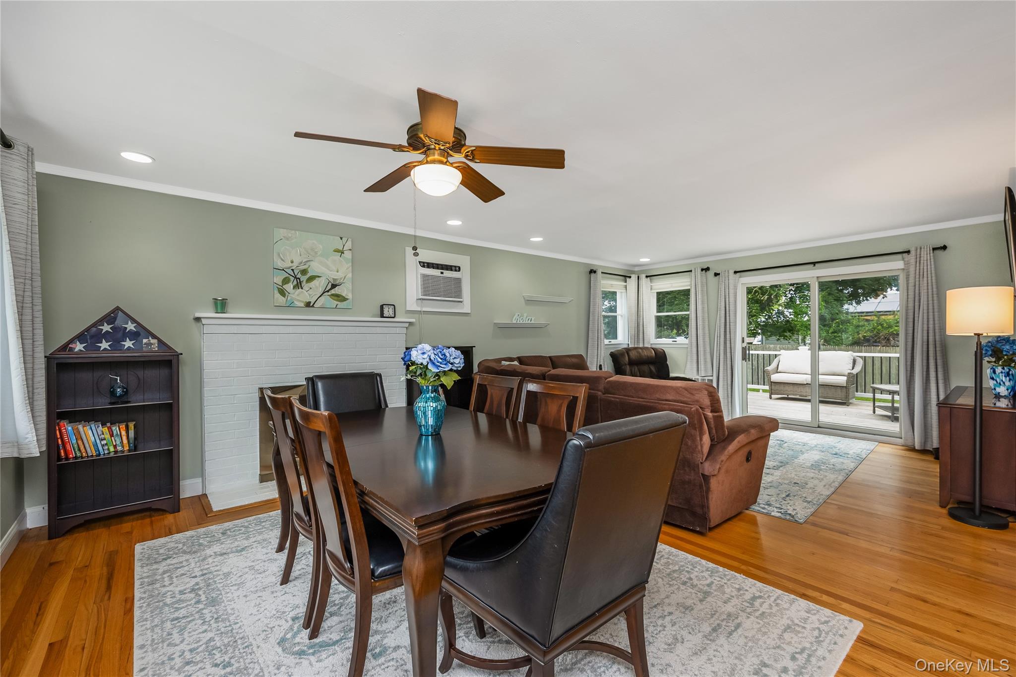 4th image of 522 Amsterdam Ave, East Patchogue, NY 11772 | MLS# 1028985