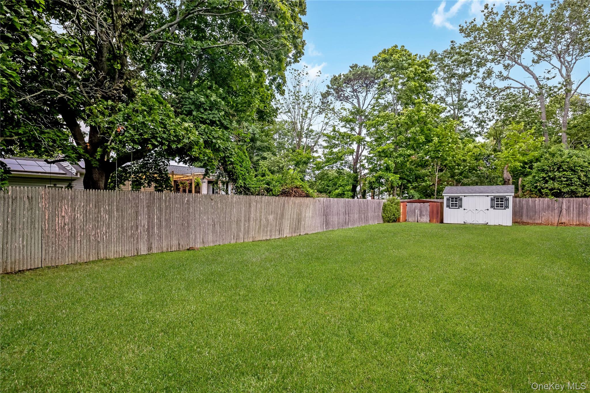 23rd image of 522 Amsterdam Ave, East Patchogue, NY 11772 | MLS# 1028985