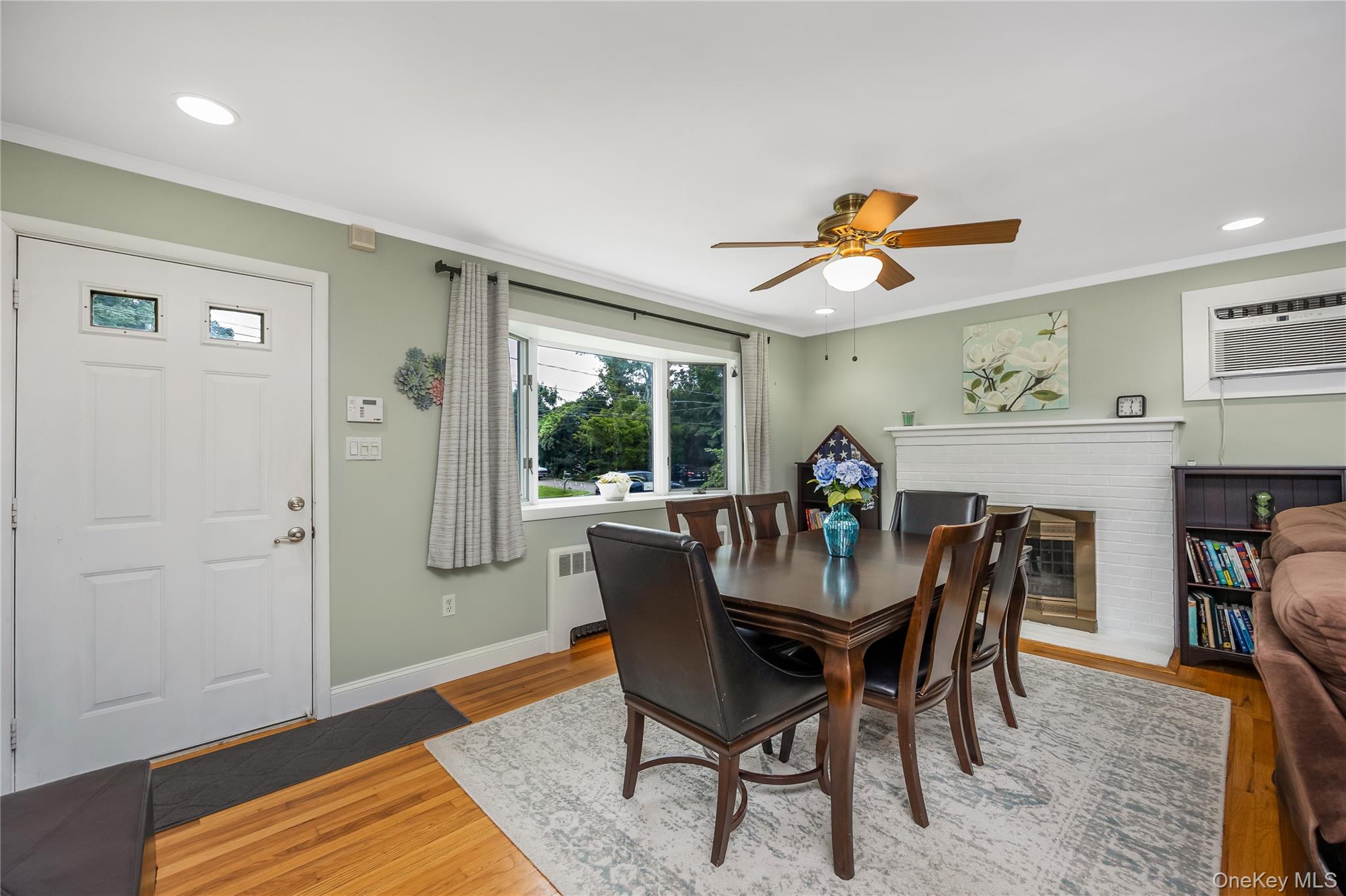 5th image of 522 Amsterdam Ave, East Patchogue, NY 11772 | MLS# 1028985