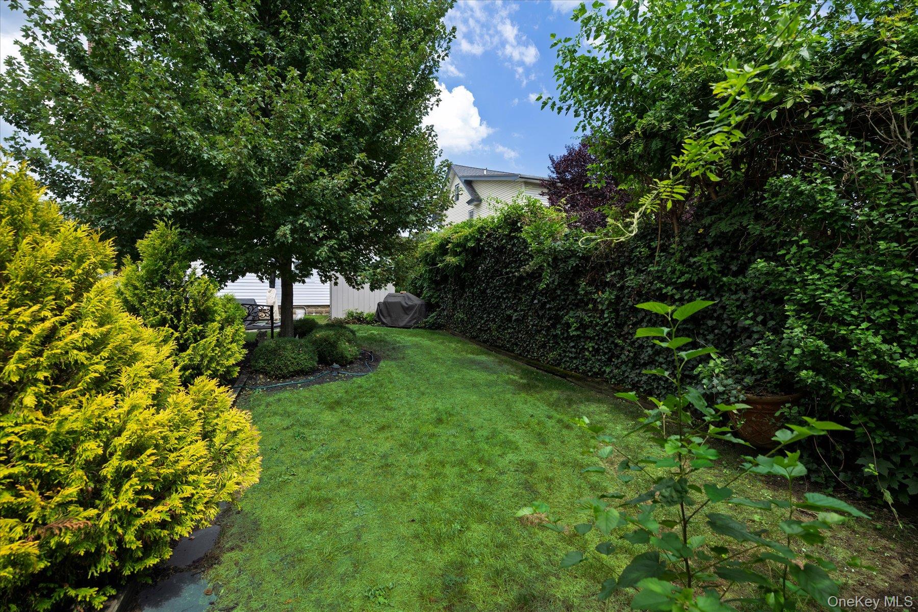 5th image of 86 Woods Ave, Hempstead, NY 11570 | MLS# 1028988