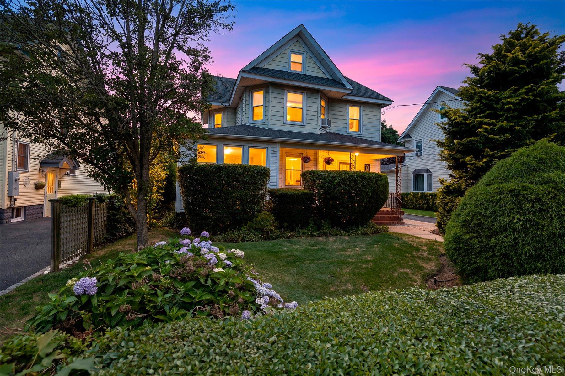 4th image of 86 Woods Ave, Hempstead, NY 11570 | MLS# 1028988