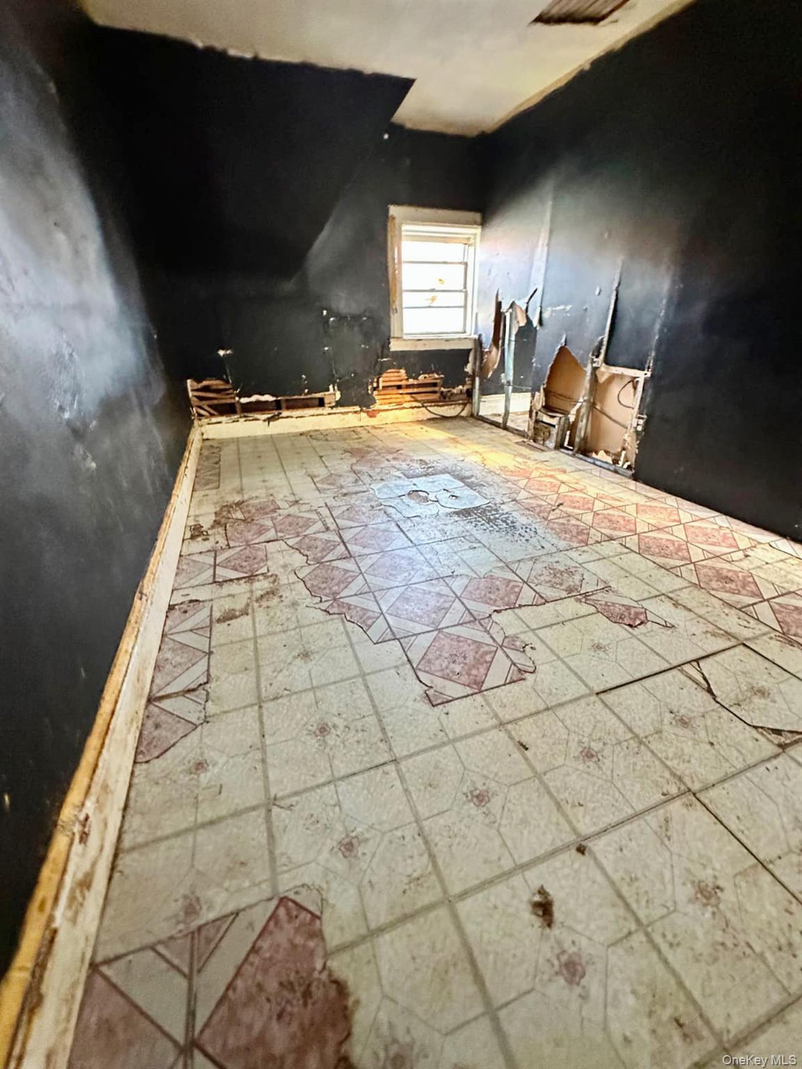 4th image of 1327 Clay Ave, New York, NY 10456 | MLS# 1028995