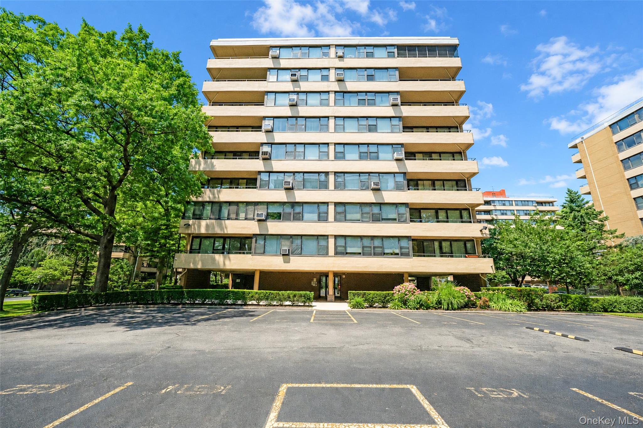 1st image of 162 31 9th Ave #7D, New York, NY 11357 | MLS# 1029000