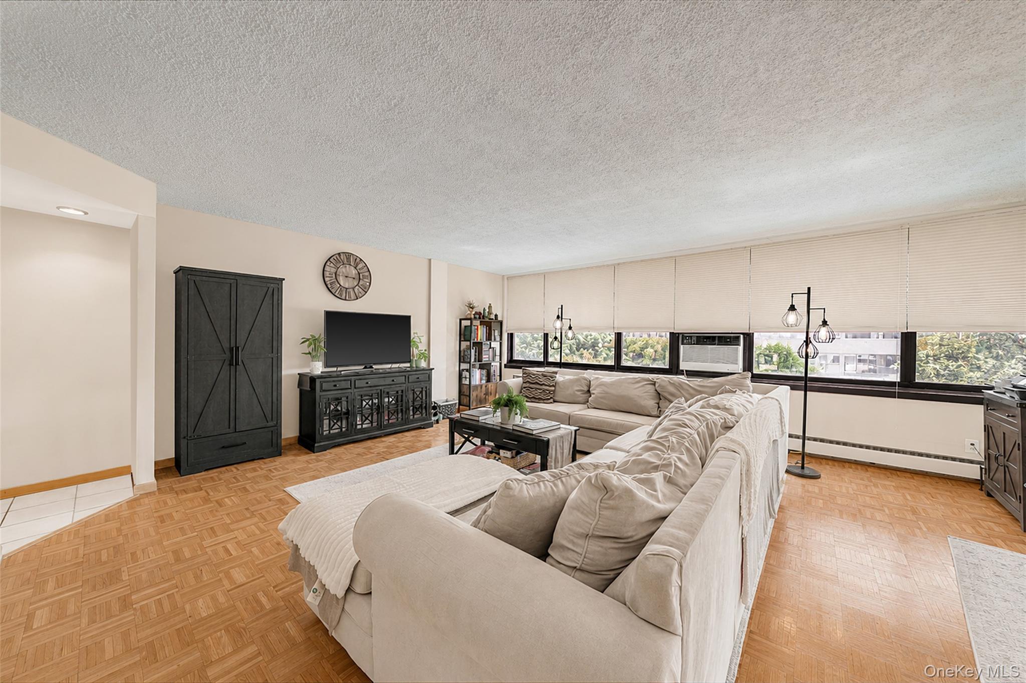 5th image of 162-31 9Th Ave, Beechhurst, NY 11357