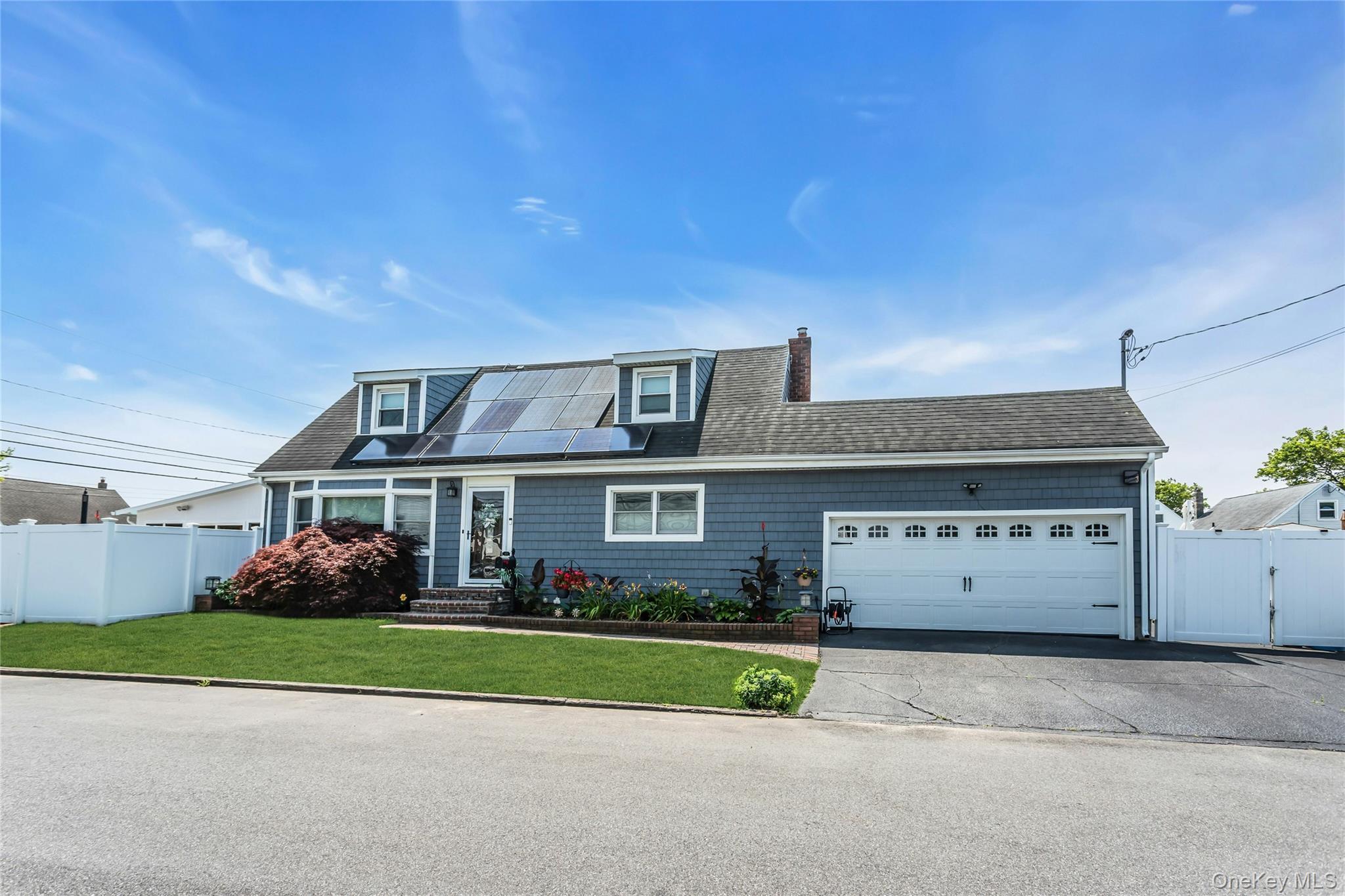 2nd image of 401 Beechmont Ave, Babylon, NY 11757 | MLS# 1029028