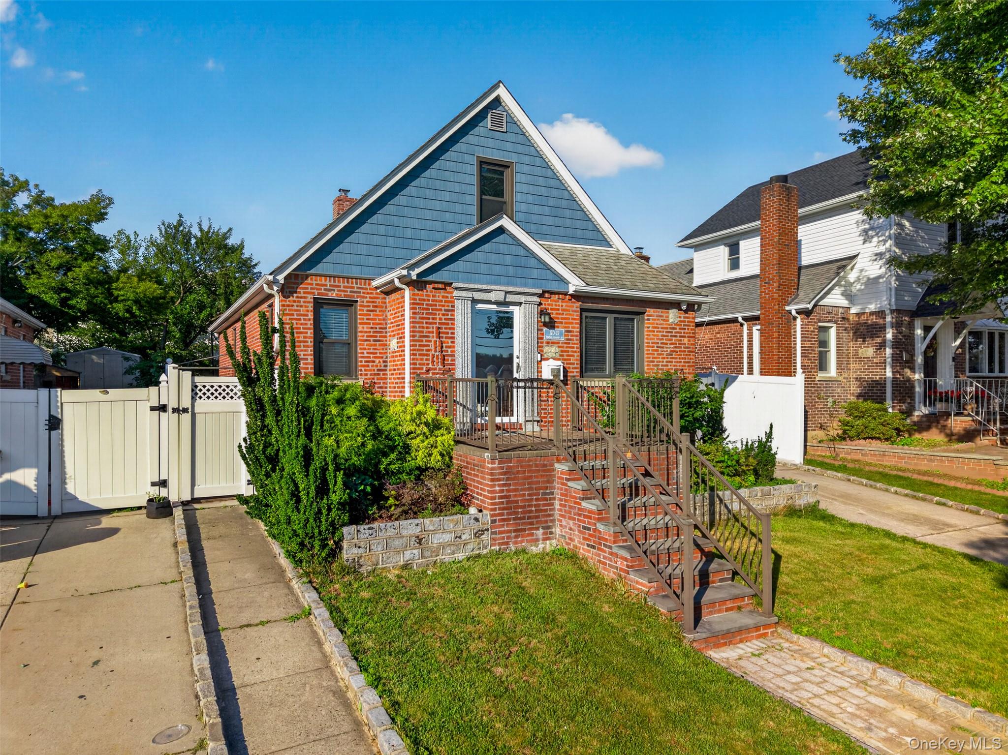 2nd image of 17019 Pidgeon Meadow Rd, New York, NY 11365 | MLS# 1029040