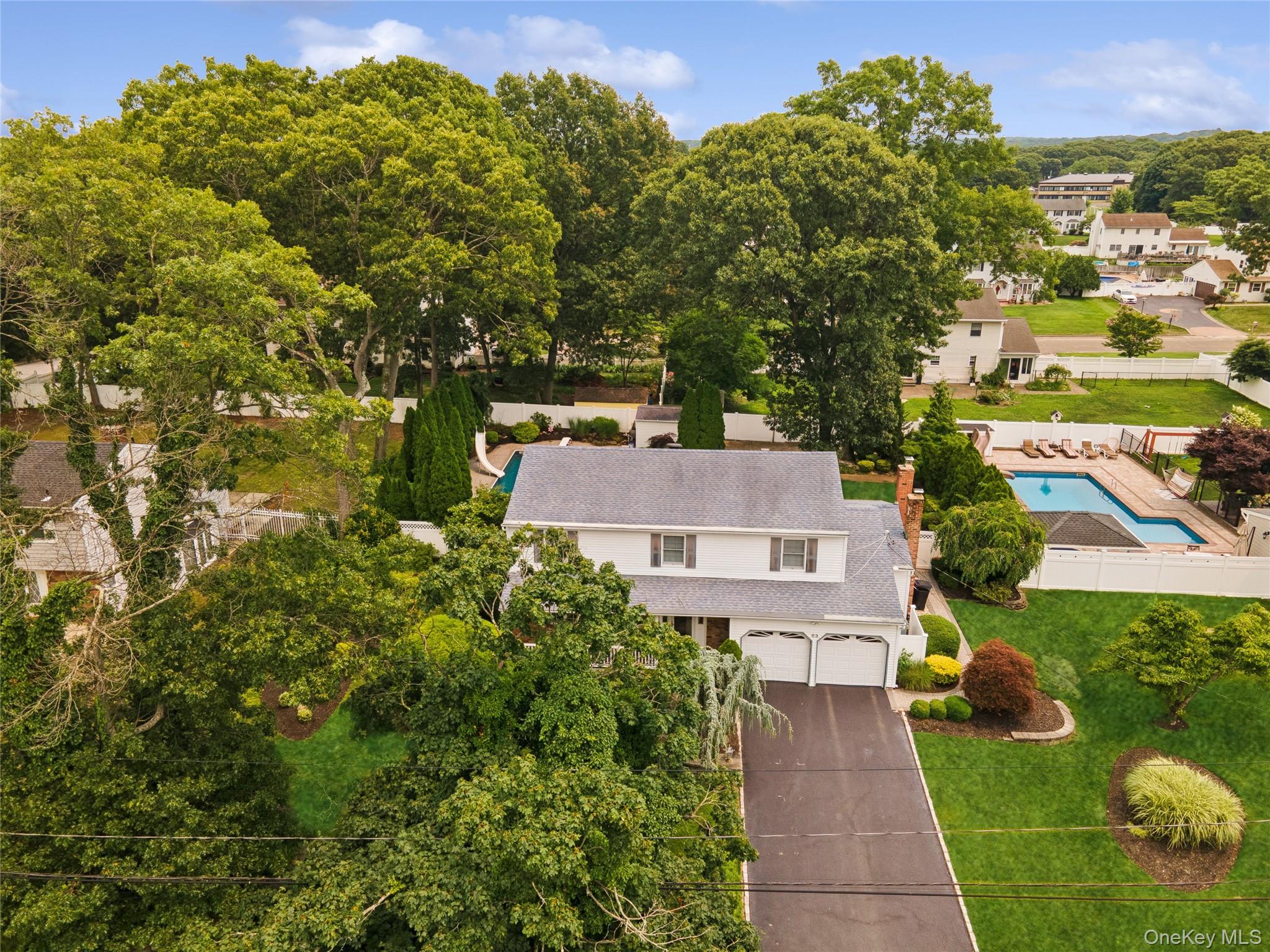 43rd image of 63 Woodview Ln, Brookhaven, NY 11720 | MLS# 1029084