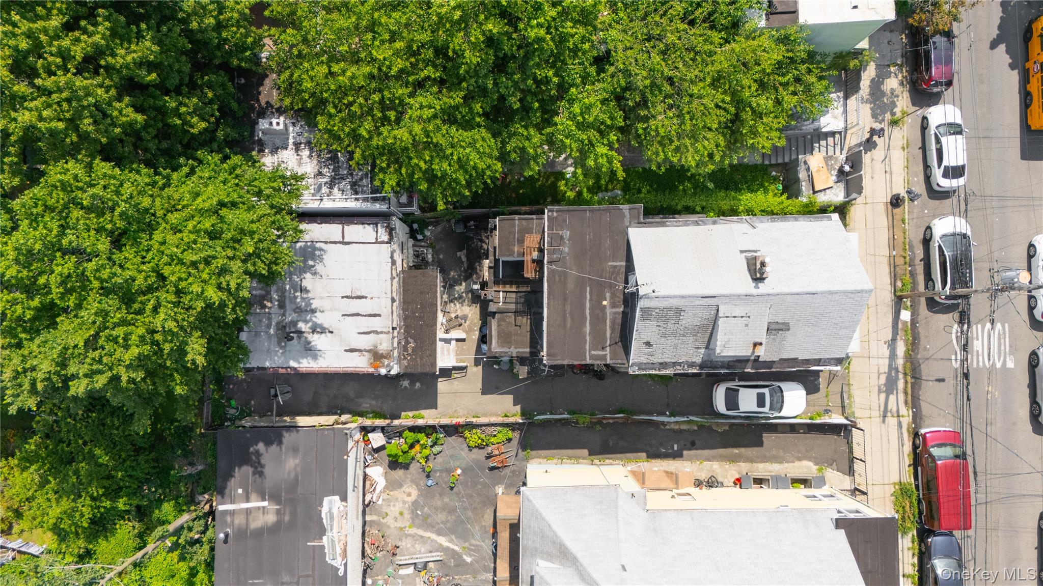 25th image of 763 E 217th St, New York, NY 10467 | MLS# 1029151
