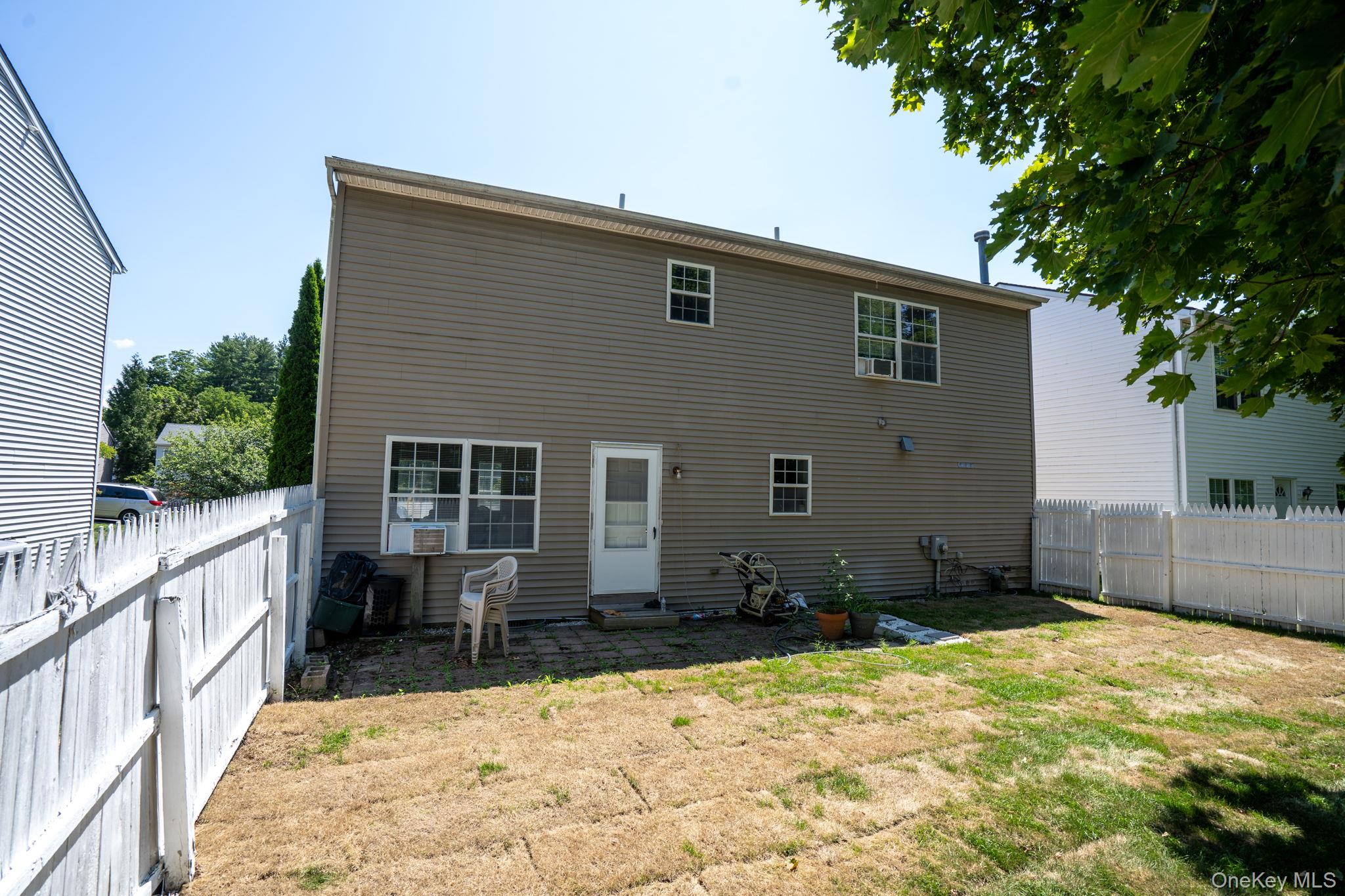 39th image of 18 Mews Aly, Poughkeepsie (town), NY 12603 | MLS# 1029166
