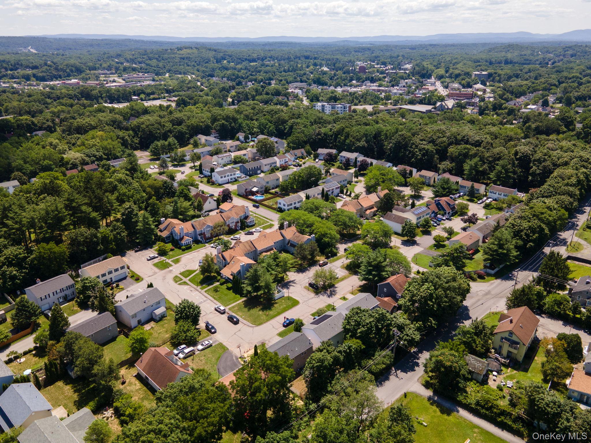5th image of 18 Mews Aly, Poughkeepsie (town), NY 12603 | MLS# 1029166