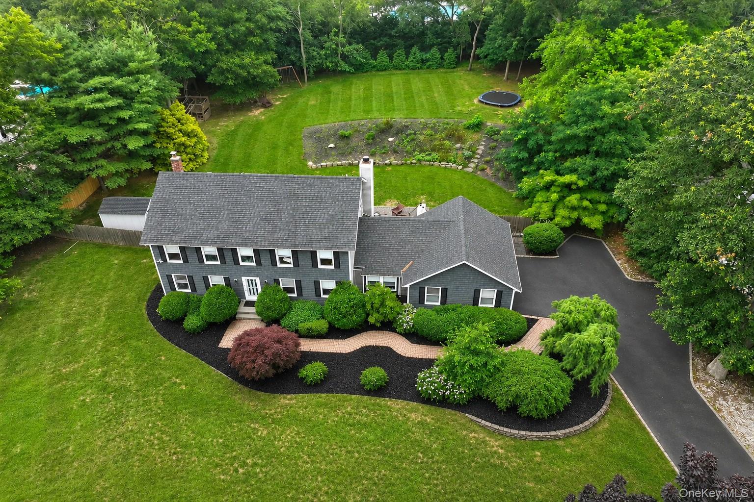 2nd image of 2 Buckingham Meadow Rd, Brookhaven, NY 11733 | MLS# 1029169