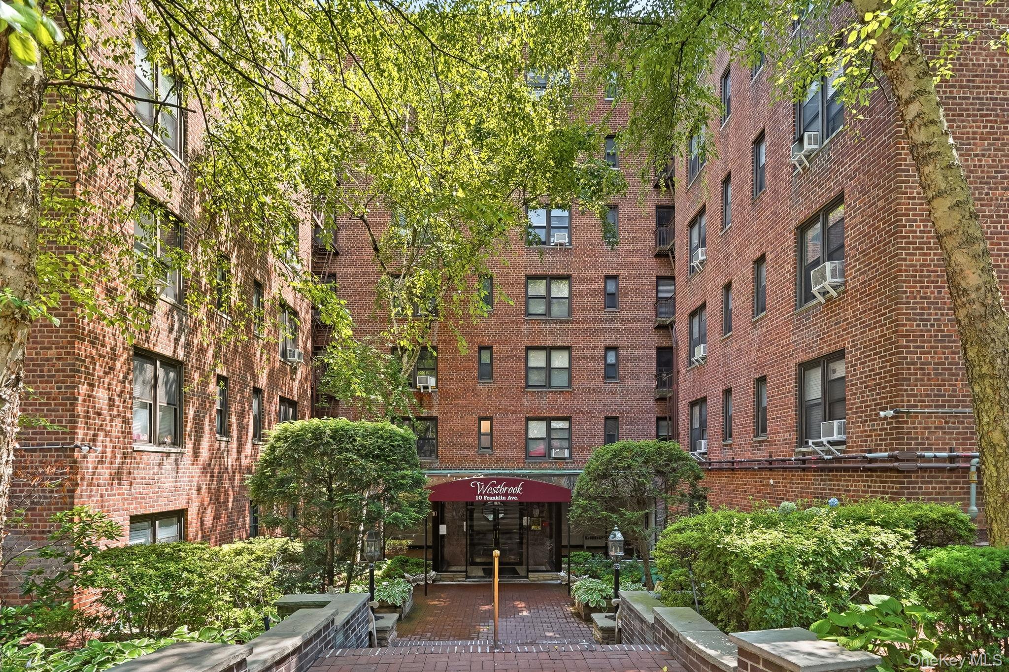 11th image of 10 Franklin Avenue #3E, White Plains, NY 10601 | MLS# 1029175