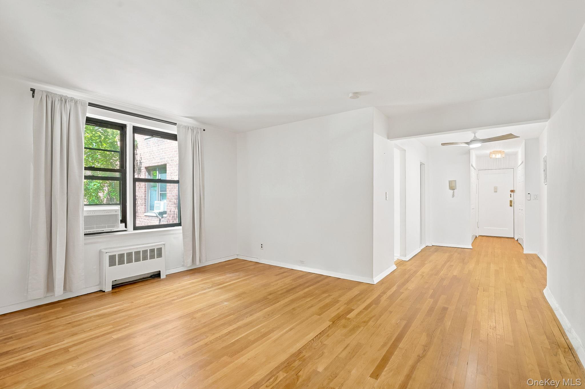 3rd image of 10 Franklin Avenue #3E, White Plains, NY 10601 | MLS# 1029175