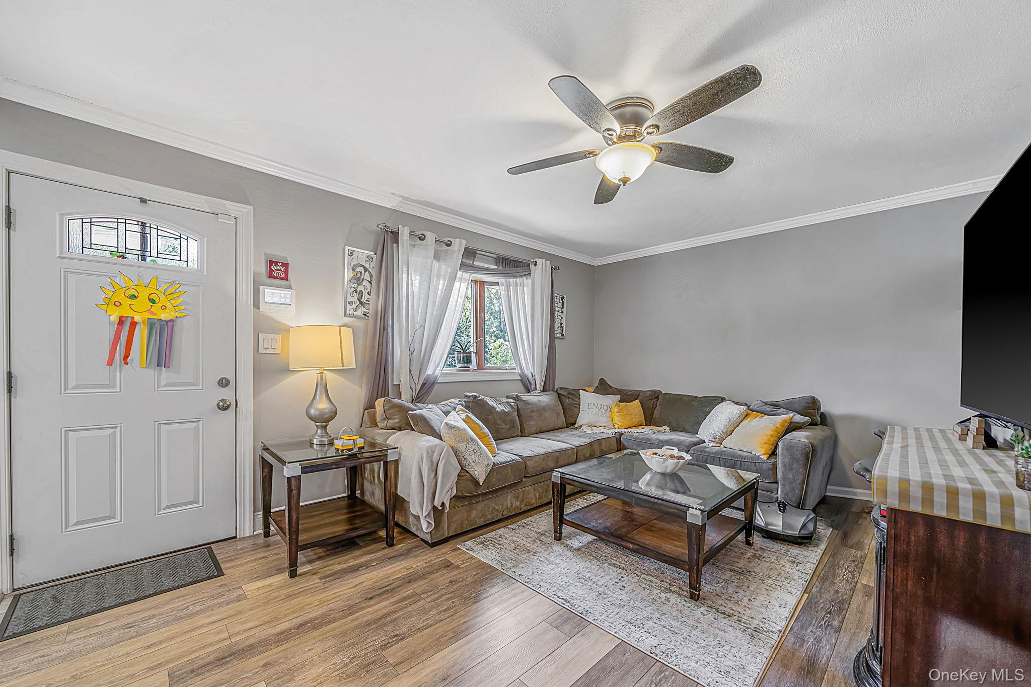 5th image of 14 Antler Ln, South Setauket, NY 11720 | MLS# 1029179