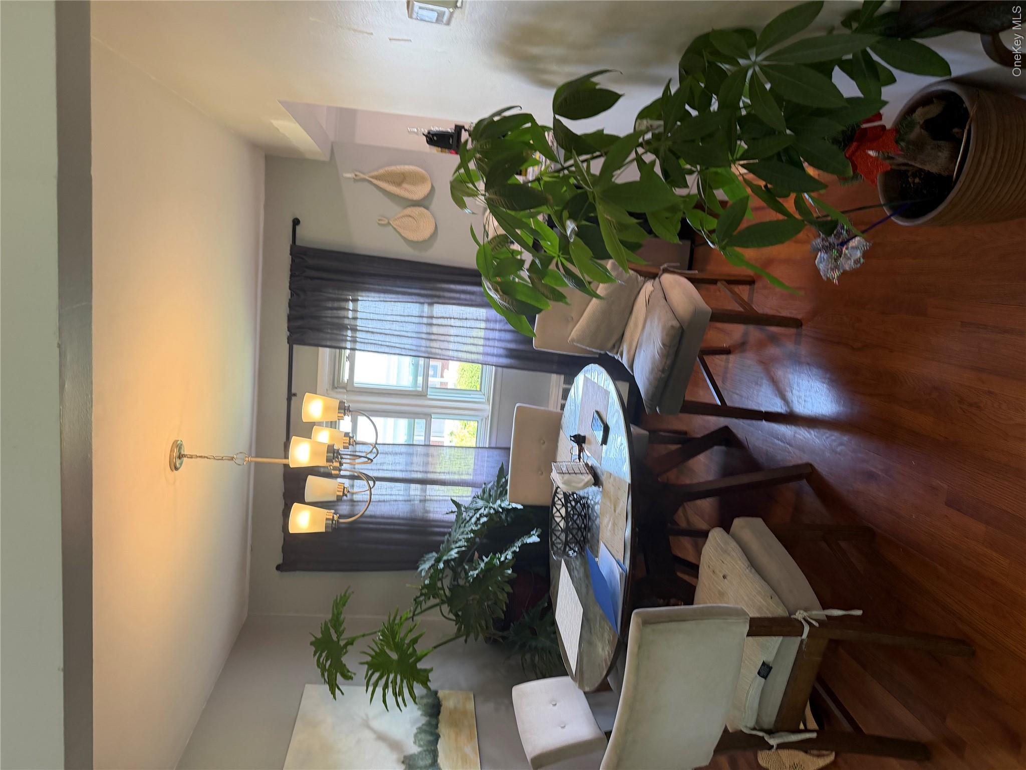 4th image of 172 N Walnut St, Oyster Bay, NY 11758 | MLS# 1029180