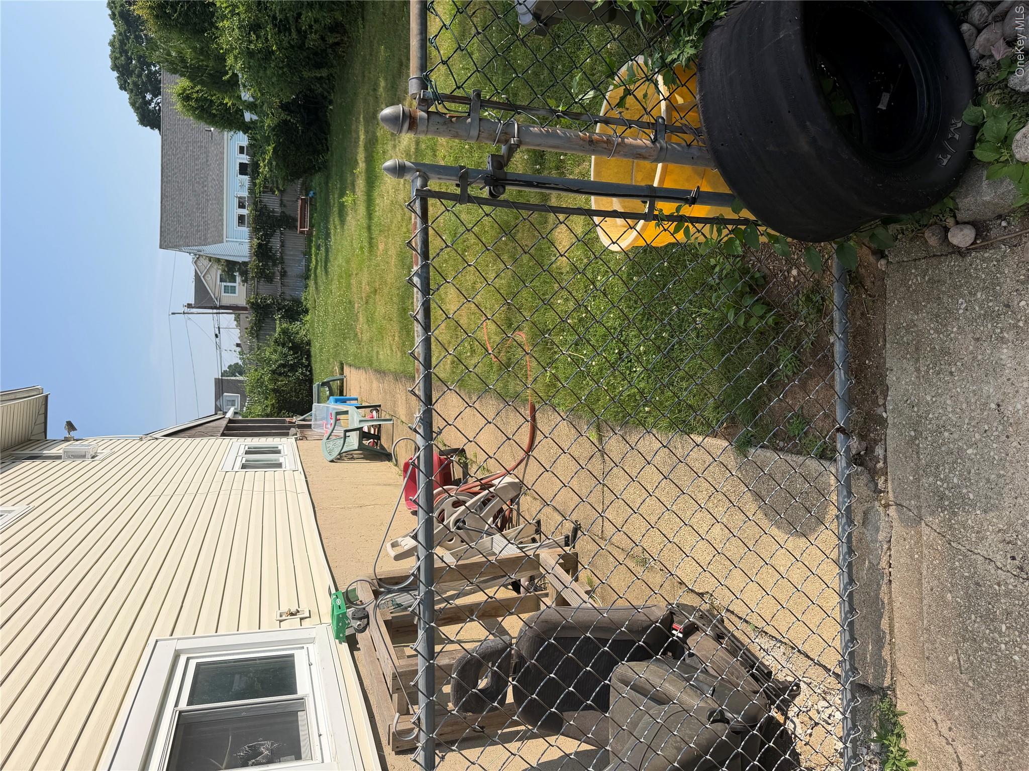 11th image of 172 N Walnut St, Oyster Bay, NY 11758 | MLS# 1029180