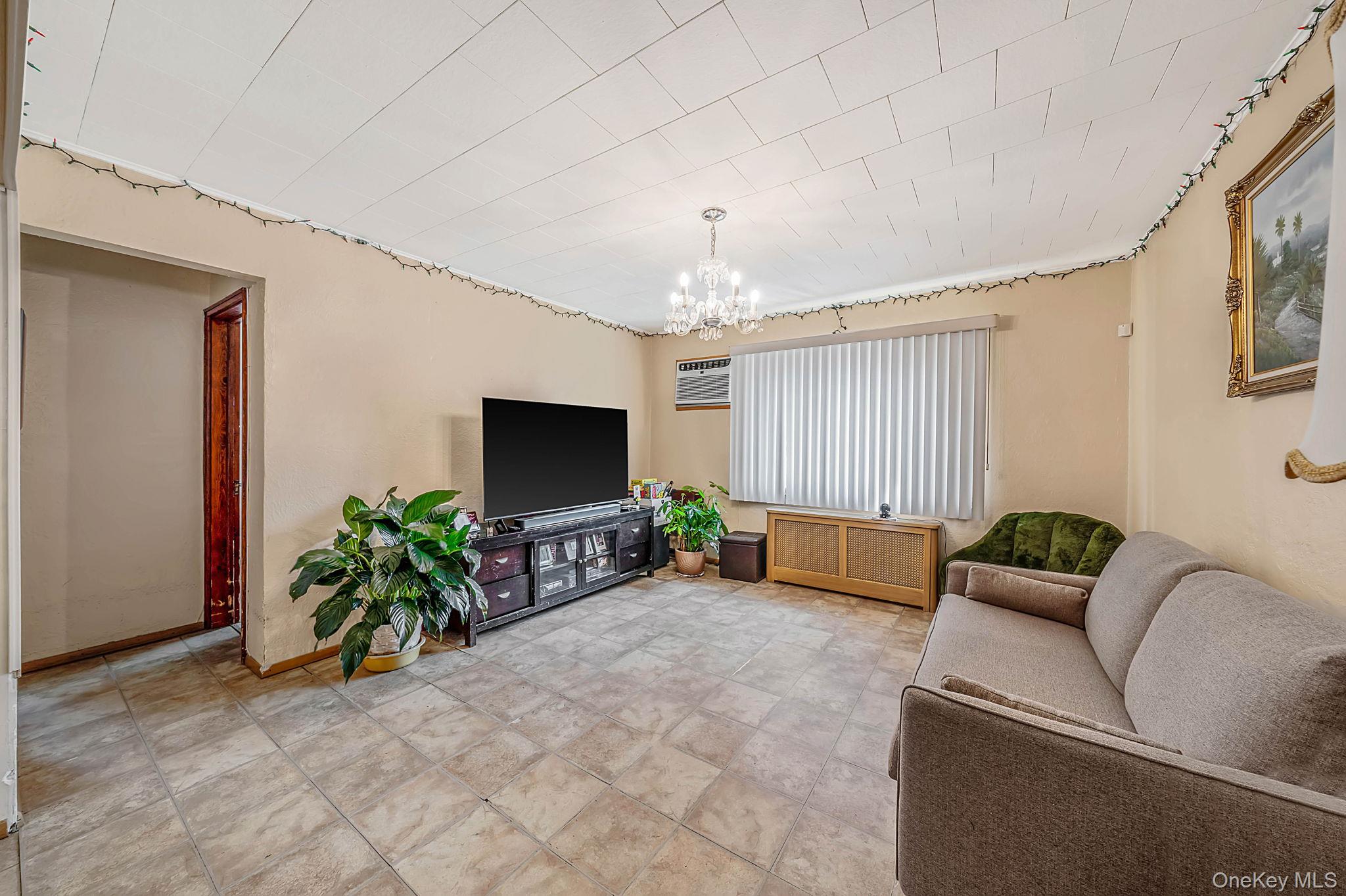 5th image of 8602 241St St, New York, NY 11426 | MLS# 1029201