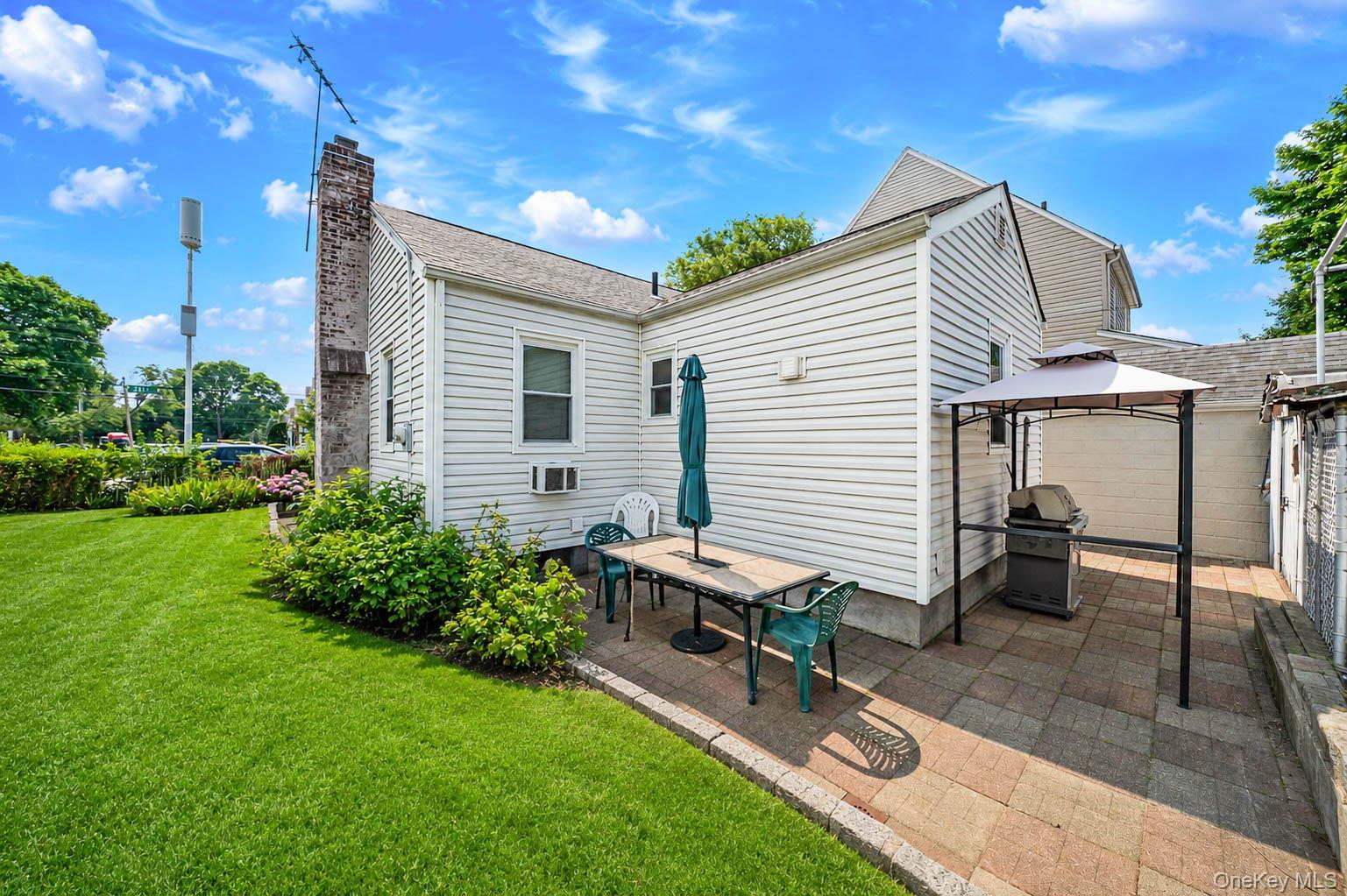 2nd image of 8602 241st St, New York, NY 11426 | MLS# 1029201