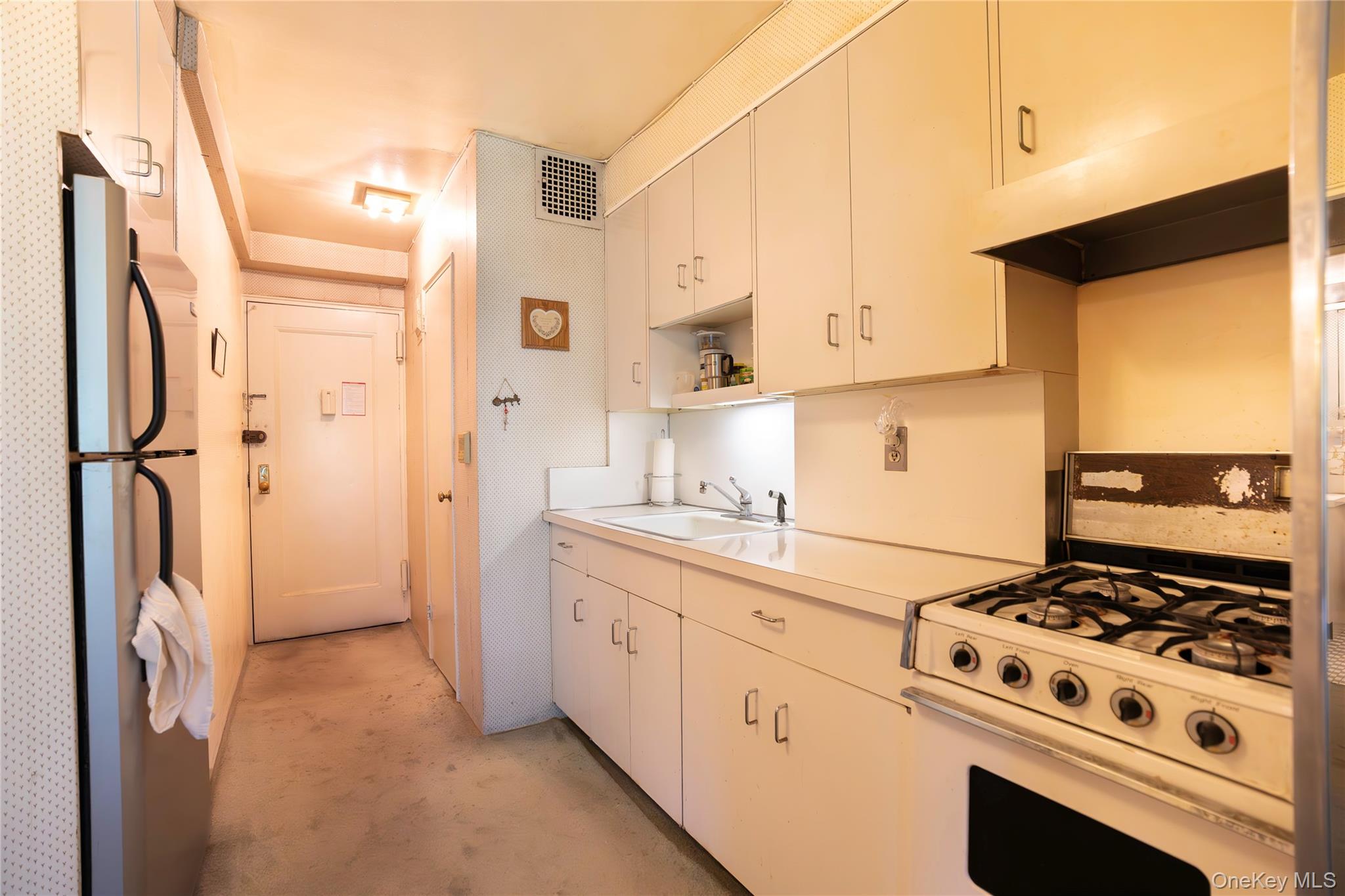 4th image of 35-50 85 St #7K, Jackson Heights, NY 11372 | MLS# 1029215